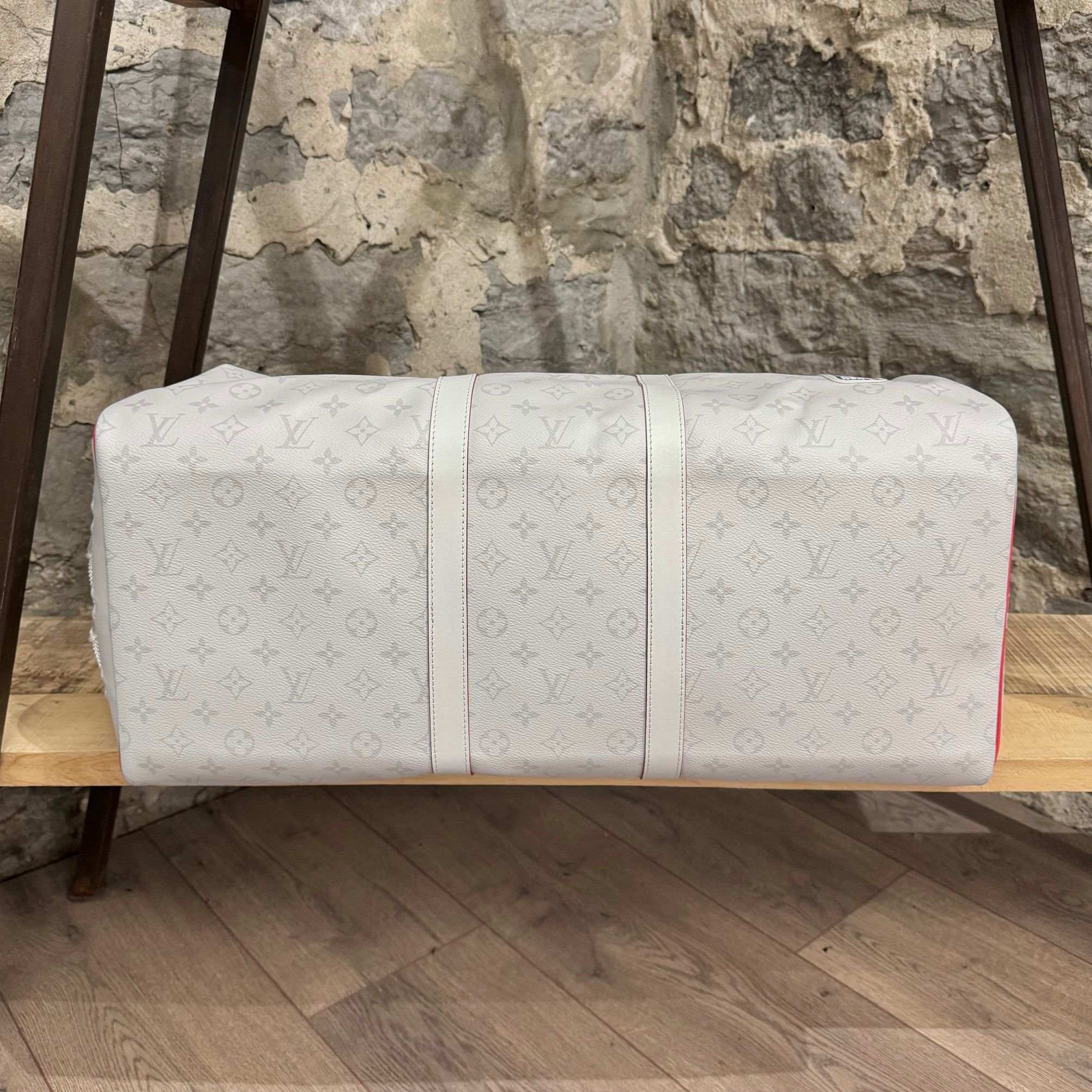 Louis Vuitton × NBA Louis Vuitton X NBA Antarctica Monogram Basket Keepall 55 Size ONE SIZE - 9 Thumbnail