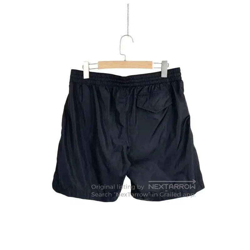 Louis Vuitton Louis Vuitton Black Nylon Ladies Shorts . Size 30" / US 8 / IT 44 - 2 Thumbnail