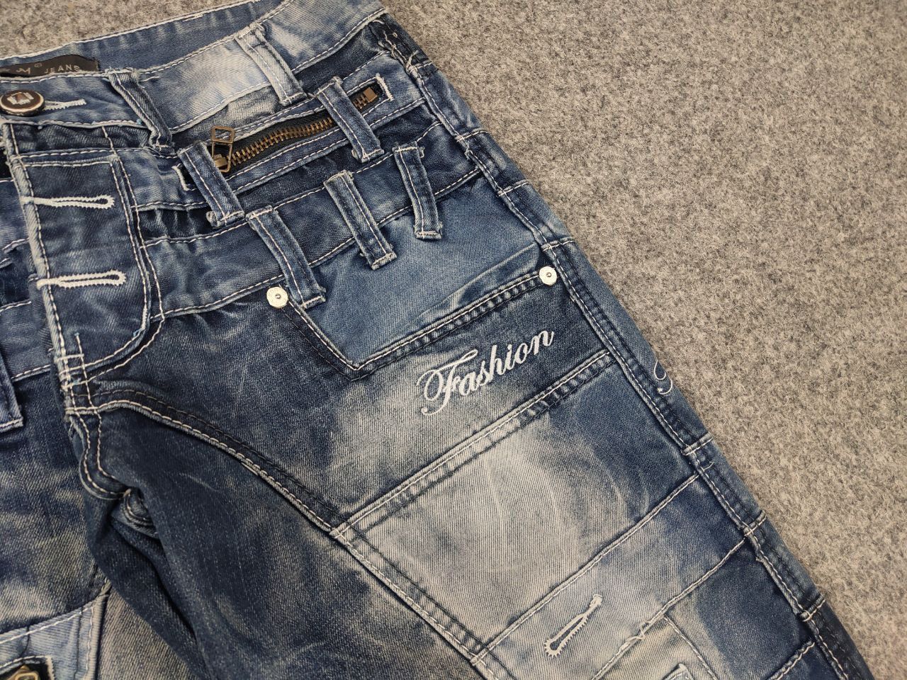 Le Grande Bleu (L.G.B.) Vintage Y2k Kosmo Japan if six was nine Embroidered Jeans Size US 32 / EU 48 - 8 Thumbnail
