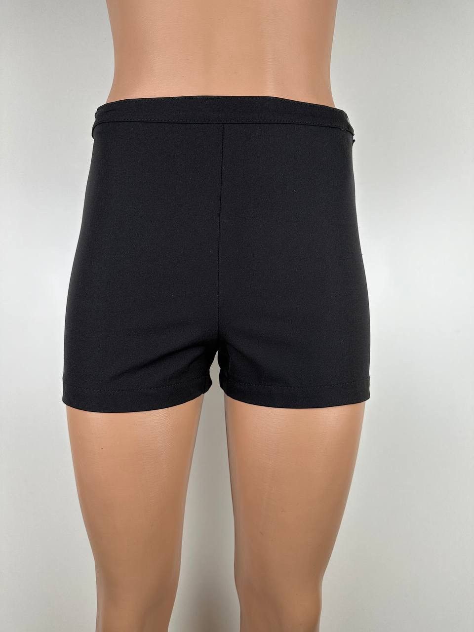 Gianfranco Ferre Shorts Gianfranco Ferre Size 24" / US 00 / IT 34 - 1 Thumbnail