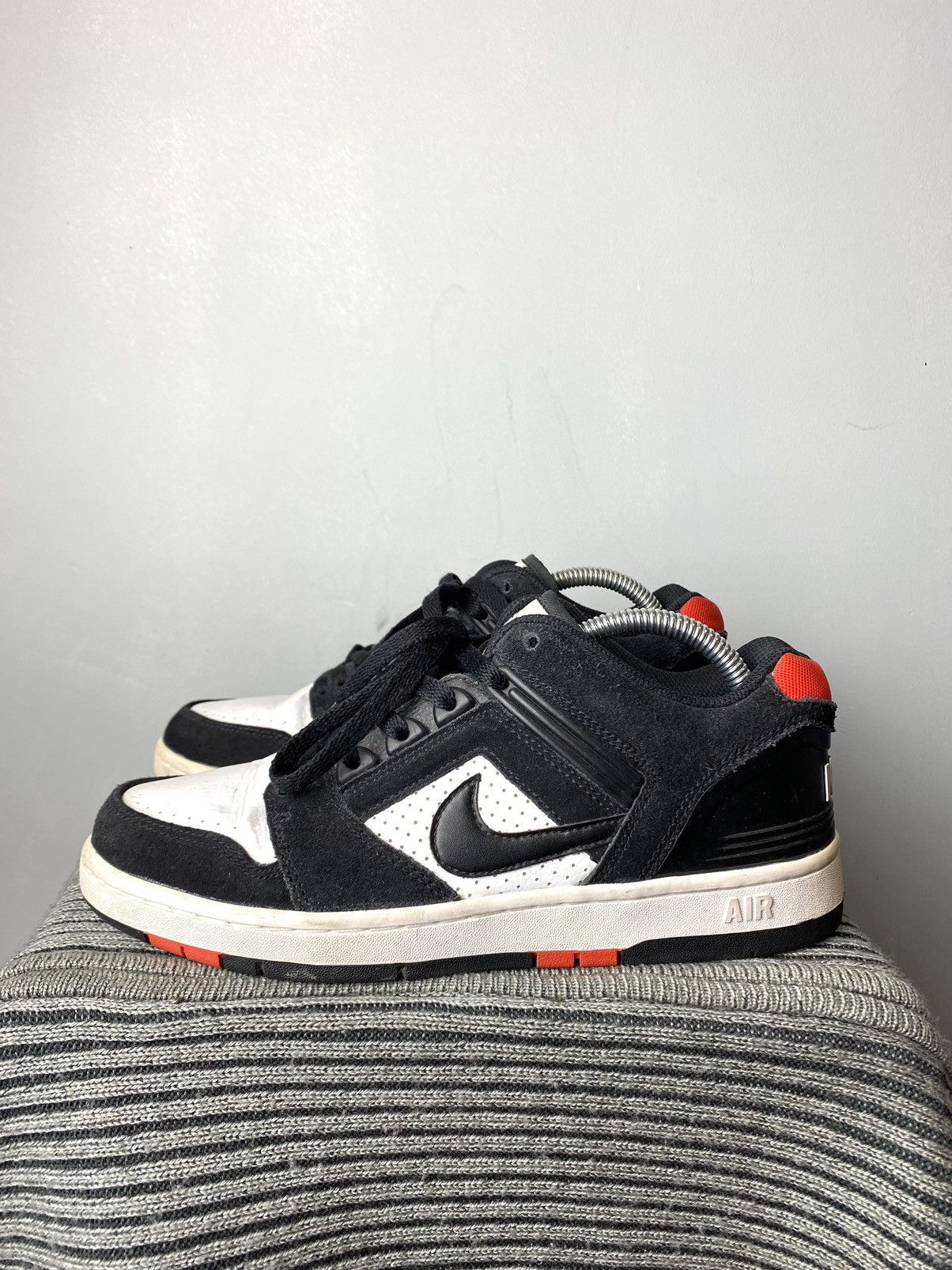 Nike Nike Sb Air Force 2 Low Sneakers Supreme Dunk Air Jordan 1 Size US 8 / EU 41 - 2 Thumbnail