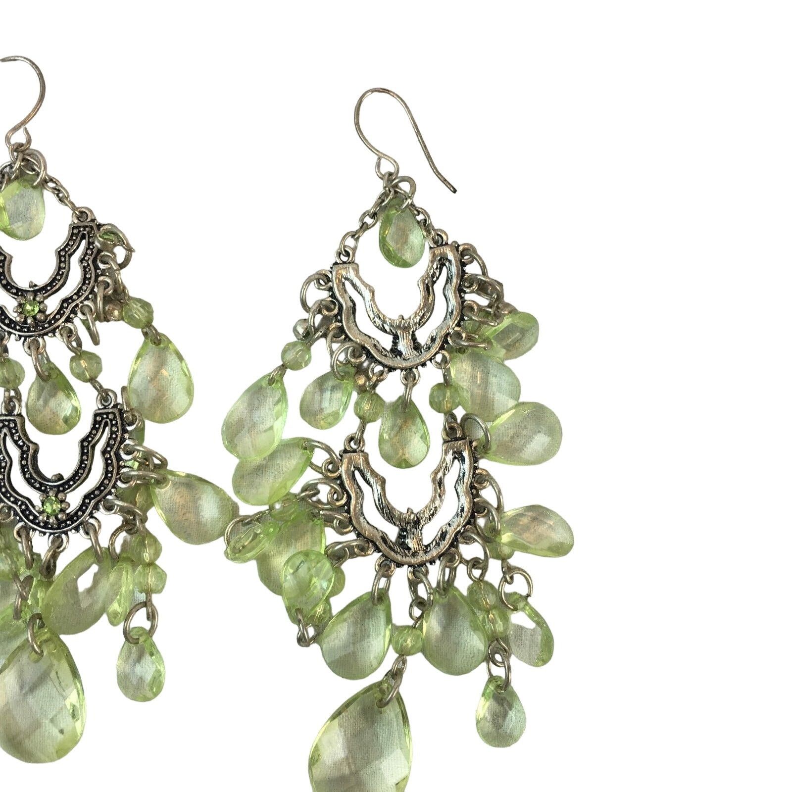 Other Vintage Silver Drop Earrings Dangle Lightweight Green Cluste Size ONE SIZE - 5 Thumbnail