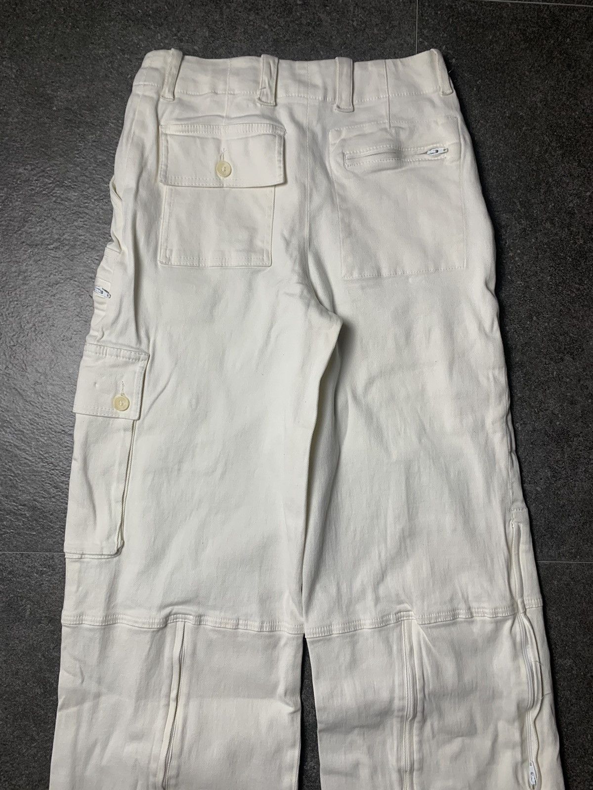 Dolce & Gabbana 2000s Dolce Gabbana Multipocket Flared Cargo Pants Size 26" / US 2 / IT 38 - 11 Thumbnail