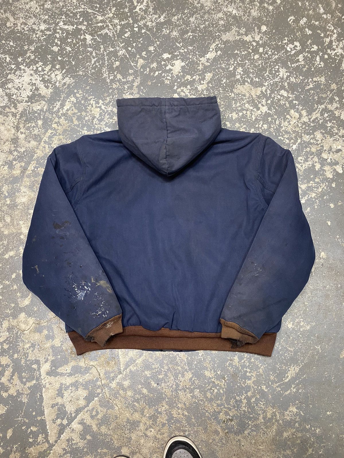 Carhartt × Vintage Vintage Carhartt FR Faded Navy Hooded Active Jacket Size US L / EU 52-54 / 3 - 8 Thumbnail