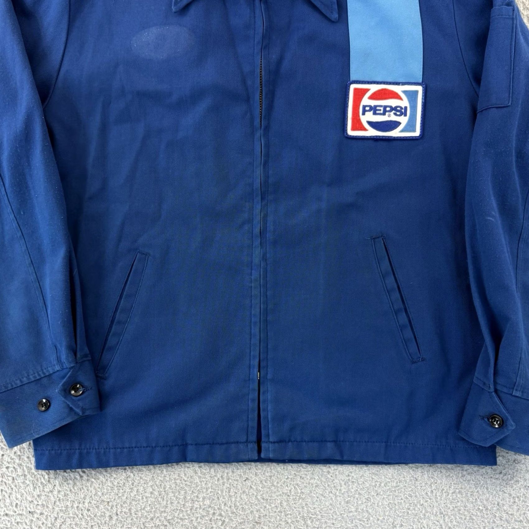 Vintage VINTAGE Pepsi Jacket Mens M Blue 70s Delivery Driver Employee Coat Workwear Bomber Jacket Full Zip Cotton Blend Canvas Logo Zipper Mid-Length Size US M / EU 48-50 / 2 - 2 Thumbnail