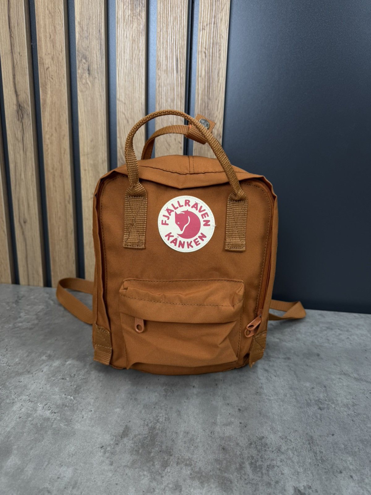 Fjallraven Fjallraben Kanken Mini Backpack Orange/Brown Unisex Size ONE SIZE - 1 Thumbnail