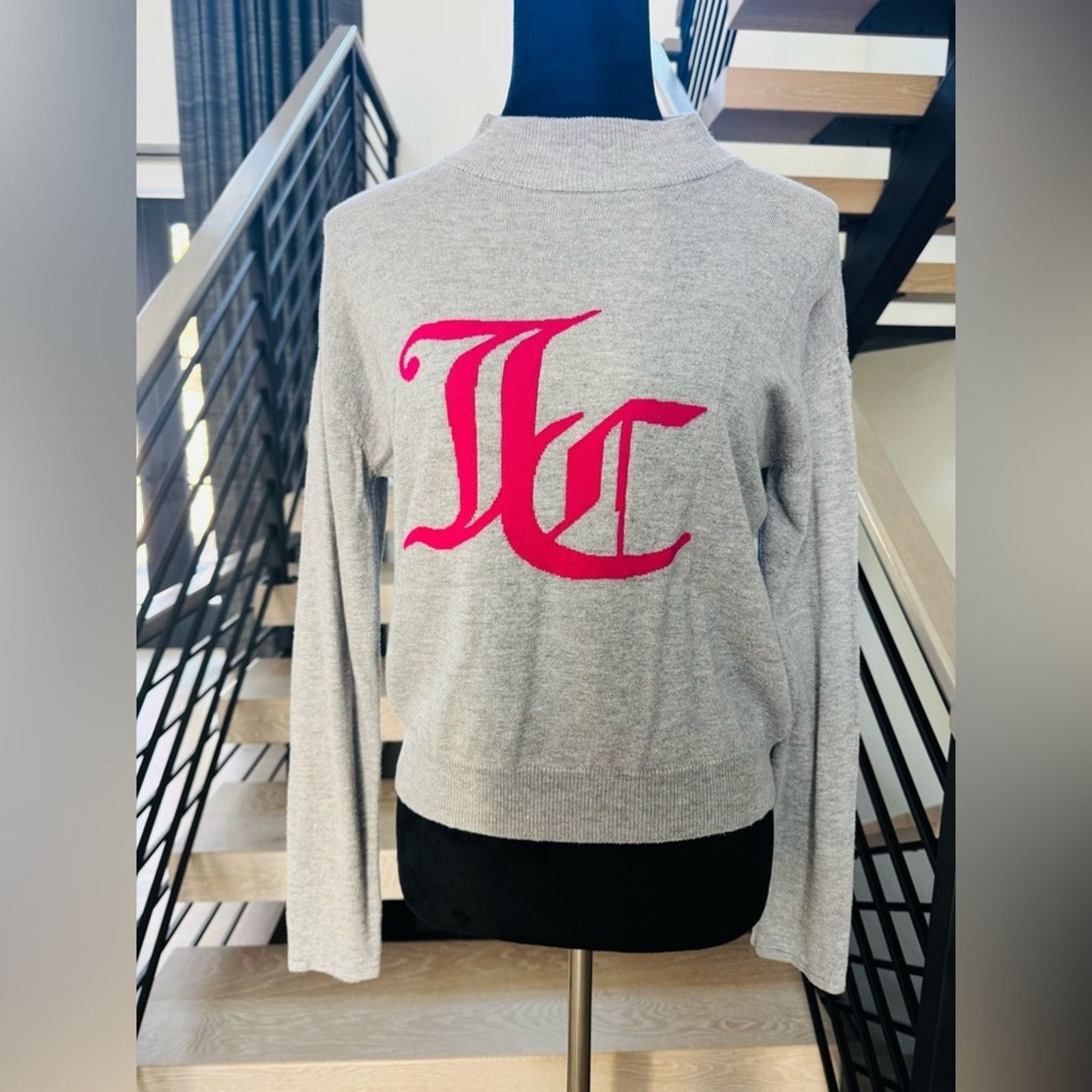 Juicy Couture New Juicy Couture Chic Gray Sweater with Pink Logo size S Size S / US 4 / IT 40 - 1 Thumbnail