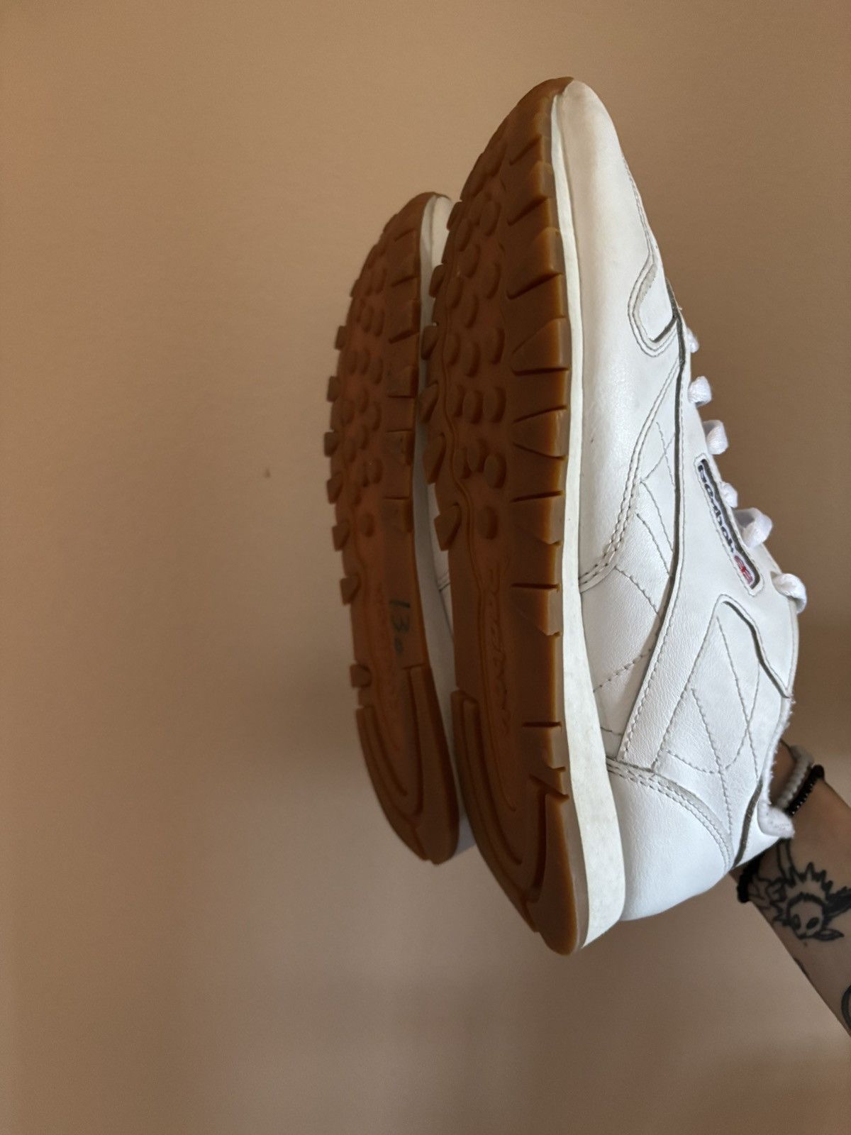 Reebok Reebok Classic Leather J 'White Gum' Size US 7 / EU 40 - 5 Thumbnail