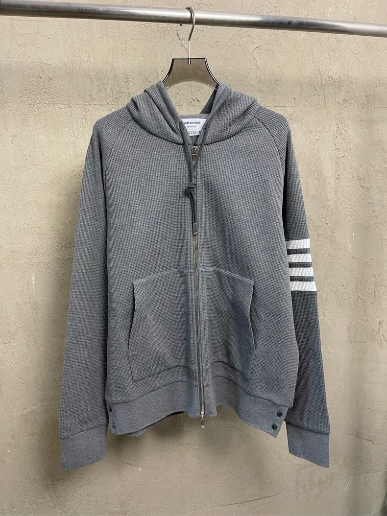 Thom Browne Thom browne Gray classic four-striped waffe zipper jacket 2 Size US L / EU 52-54 / 3 - 1 Thumbnail