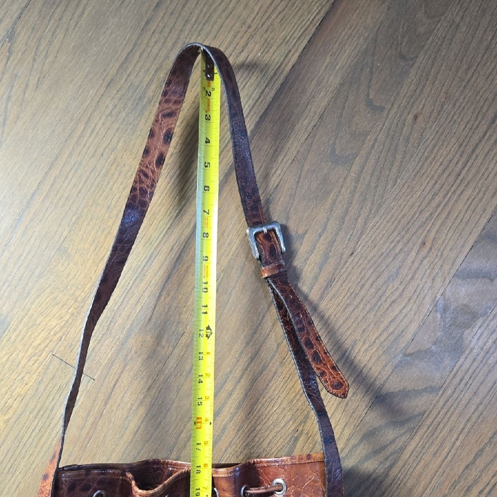 & Other Stories Vintage Crocodile Pattern Leather Women's Bucket Bag Size ONE SIZE - 15 Thumbnail