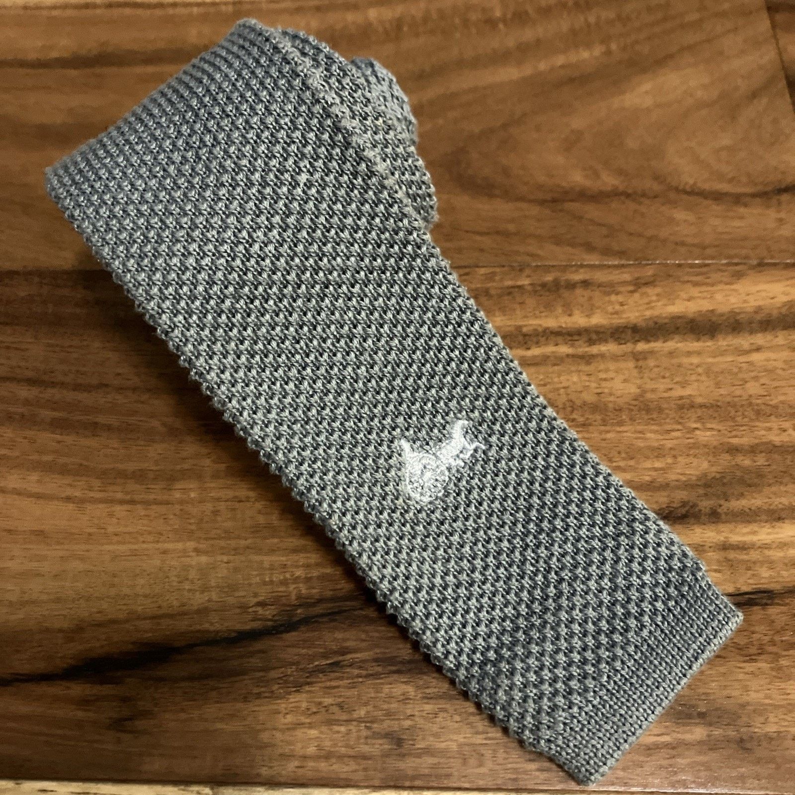 Other Vtg Knit Tie Square End Gray Chariot Emblem 1980s Academia Size ONE SIZE - 1 Thumbnail
