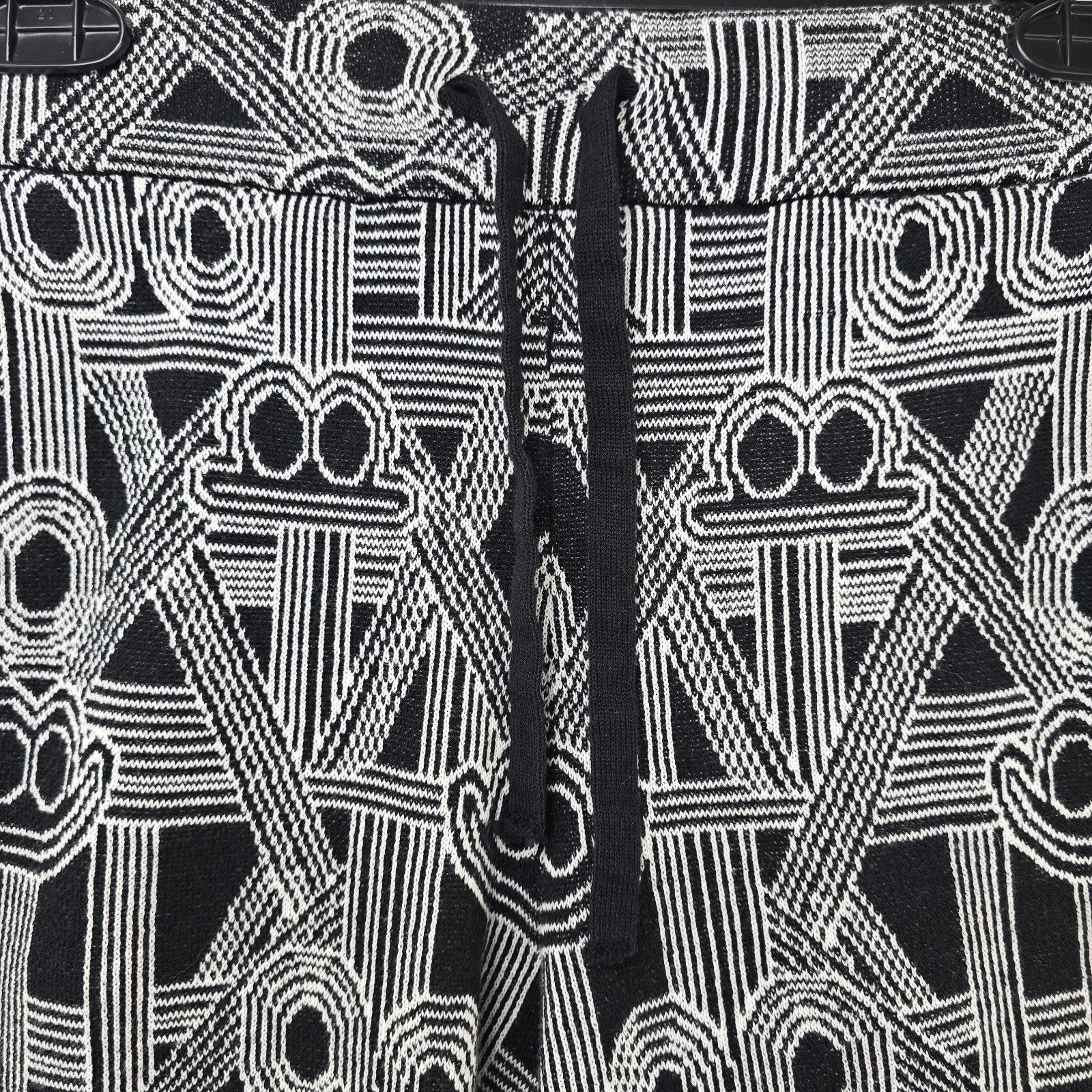Zara Zara x Diaz Faes Woven Shorts Mens Small Black AOP Juan Art Size US 30 / EU 46 - 2 Thumbnail