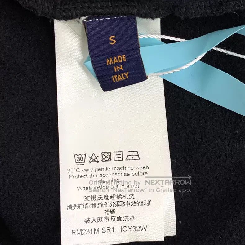 Louis Vuitton Louis Vuitton 23 black logo hooded long-sleeved sweater ja Size US S / EU 44-46 / 1 - 7 Thumbnail