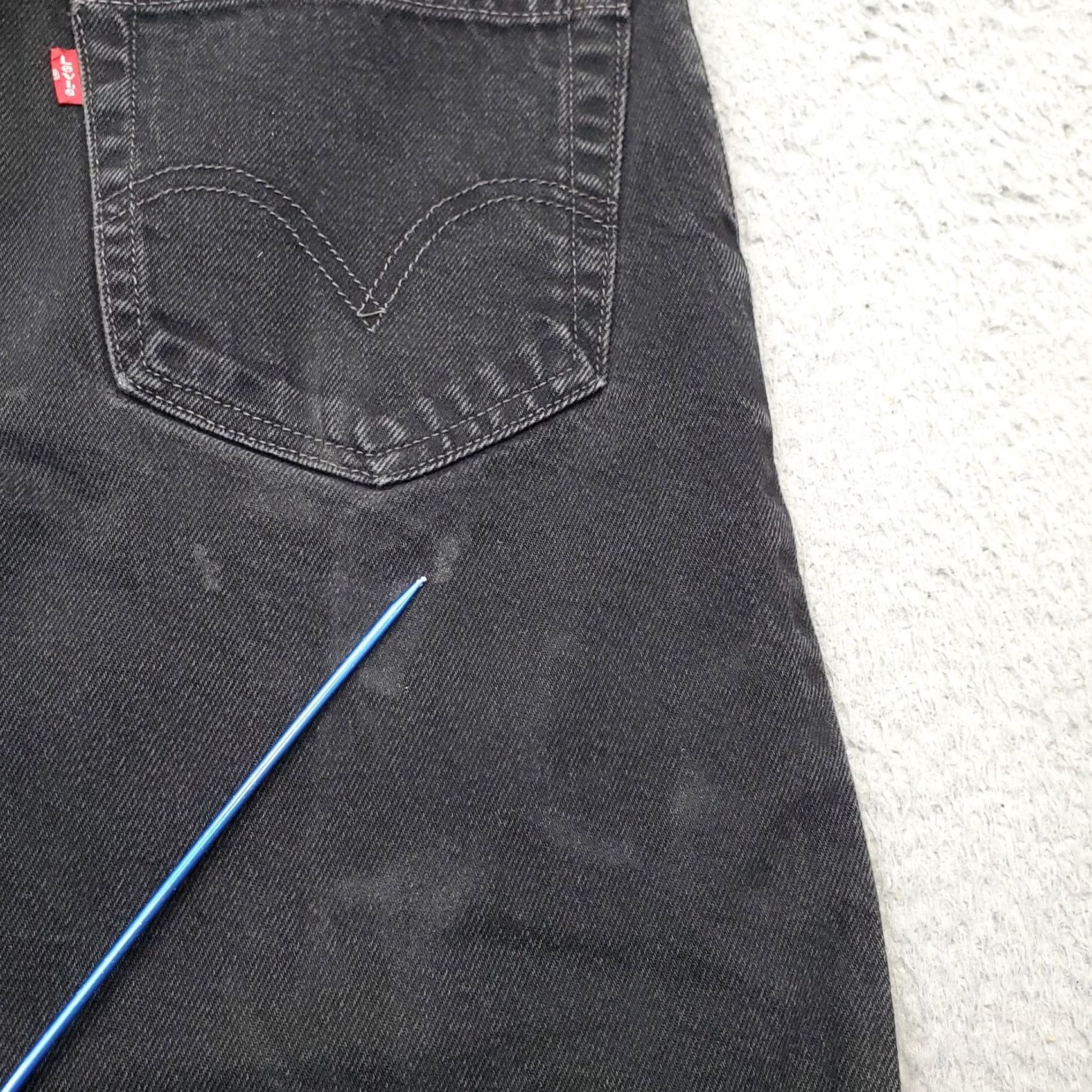 Levi's Levi's 550 Jeans Mens 36x30 Black Denim Red Tab Relaxed Fit Streetwear Grunge Jeans Mens Size 36 Black Denim 5-Pocket Design Vintage Size US 36 / EU 52 - 7 Thumbnail