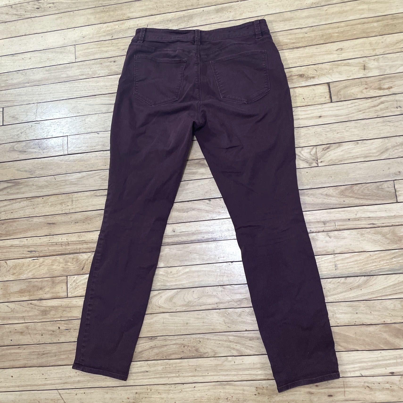 Ann Taylor ANN TAYLOR Burgundy Pants Women 6 The Skinny Curvy Red Maroon Stretch Jeans 30 6 Pants Women Regular Red Burgundy Skinny 29 In Inseam 29 Size 28" / US 6 / IT 42 - 2 Thumbnail