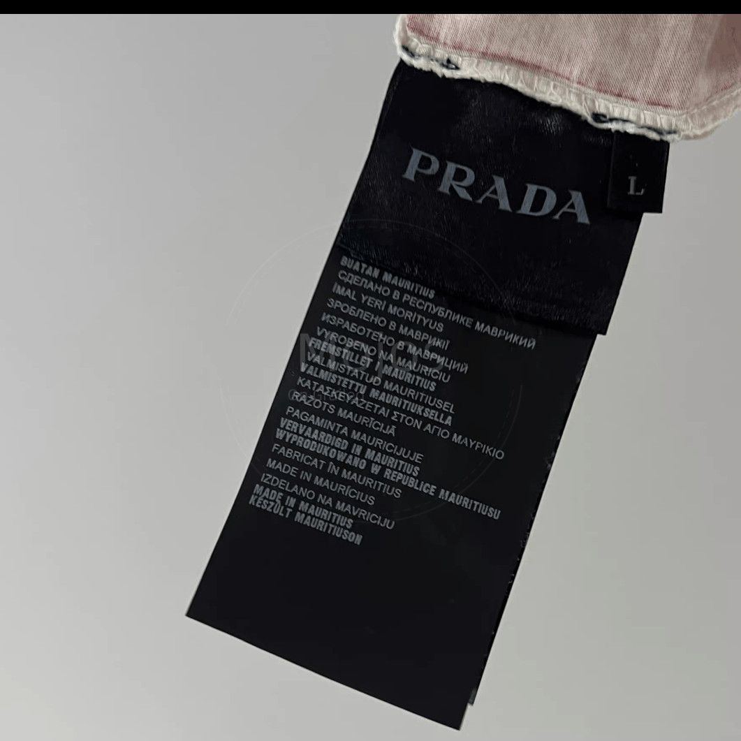 Prada Sz L Prada Figures Painting Red Tee Size US L / EU 52-54 / 3 - 6 Thumbnail