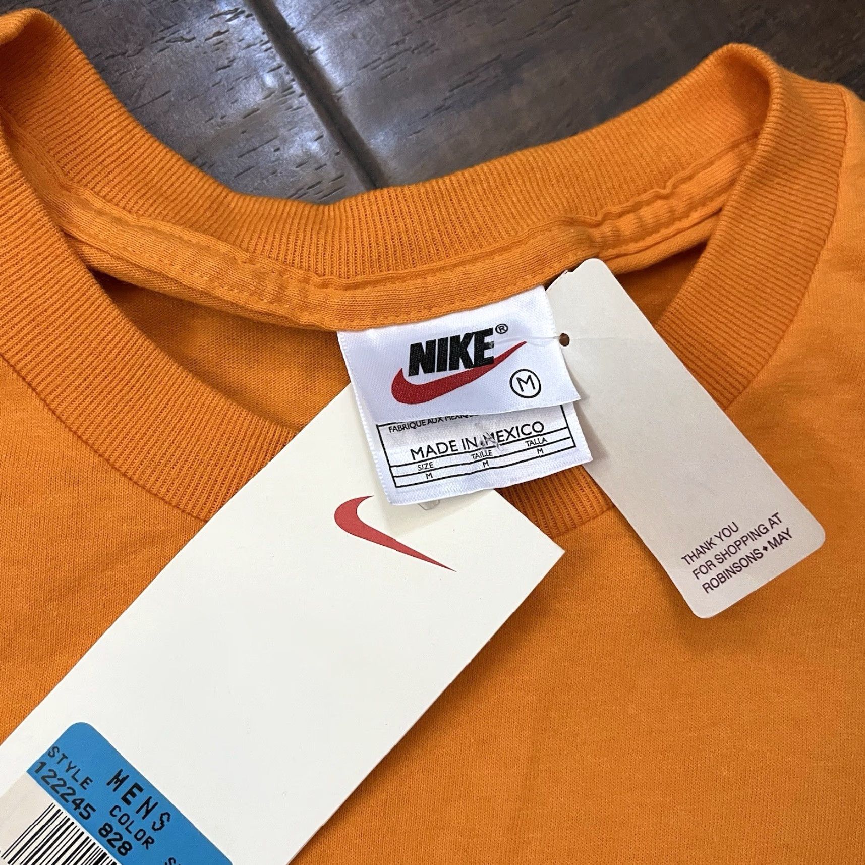 Nike VINTAGE Nike T-Shirt Men Medium Orange 90s Sports USA Limited Edition Oversized Deadstock Size US M / EU 48-50 / 2 - 3 Thumbnail