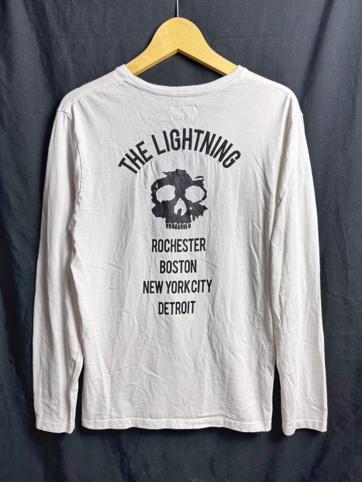 THE LIGHTNING SKULLS LONG SLEEVE STOOGE & Co