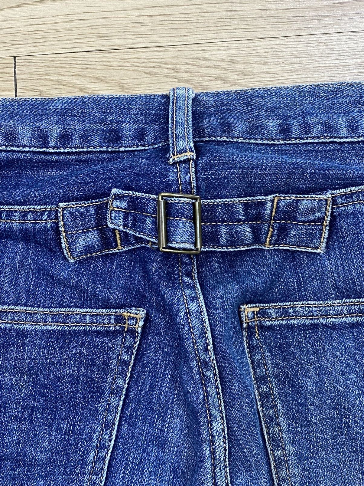 Japanese Brand Vintage Japanese Brand Buckle Back Blue Wash Style Jeans Size US 31 - 17 Thumbnail