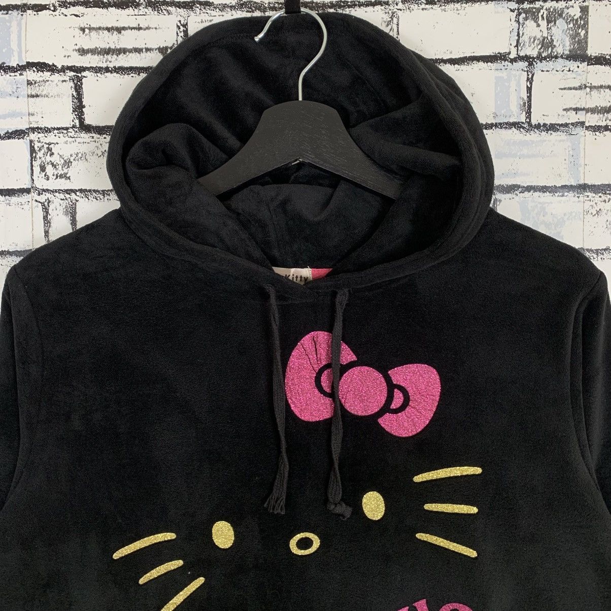 Designer × Japanese Brand × Vintage X Vintage Hello Kitty Woman Fleece Hoodie Medium Size Size M / US 6-8 / IT 42-44 - 1 Thumbnail