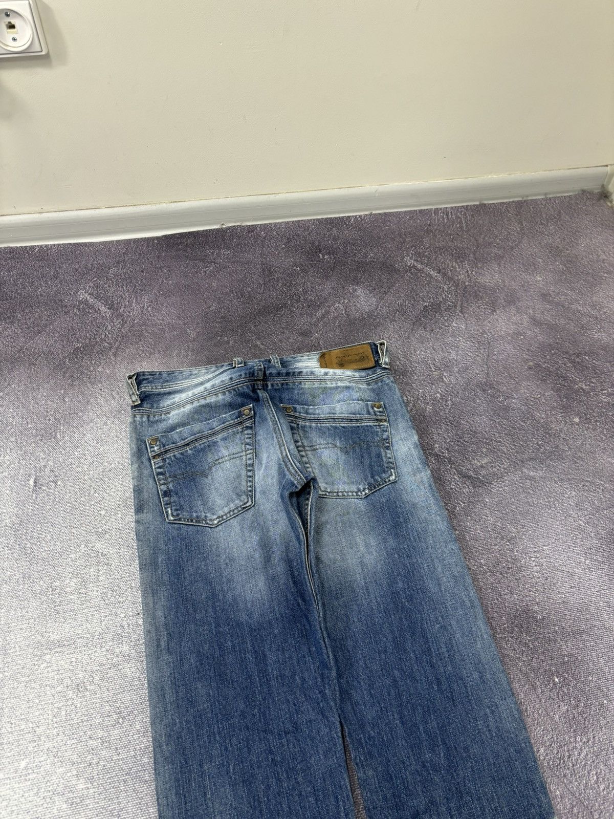 Diesel Diesel Krayver NWT Regular Slim Carrot Blue Denim Jeans Size US 28 / EU 44 - 18 Thumbnail