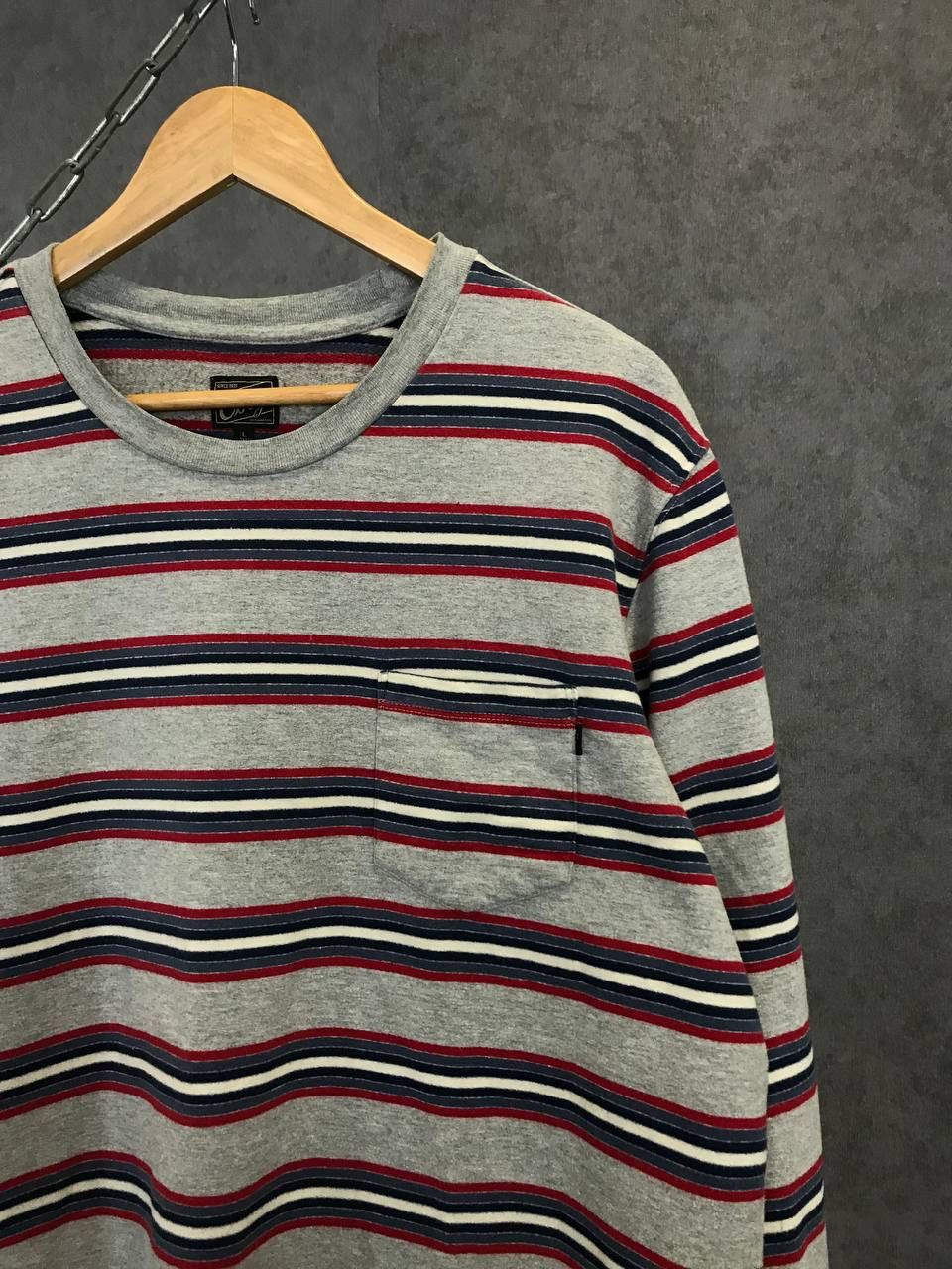 Obey Obey striped pocket sweatshirt Size US L / EU 52-54 / 3 - 3 Thumbnail
