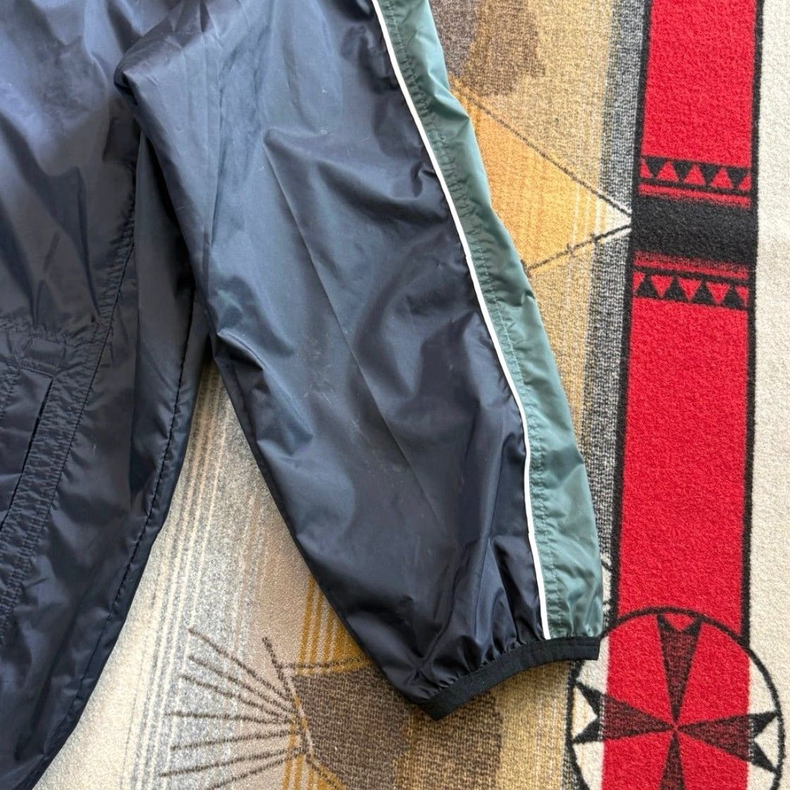 Nike VINTAGE Nike Full Zip Windbreaker Jacket 2XL Men Blue Green 90s Weather Travel 90s Mens Jacket Size US XXL / EU 58 / 5 - 6 Thumbnail