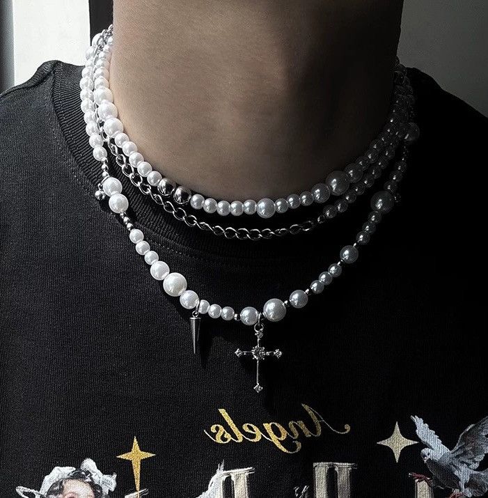 Japanese Brand × Jewelry Fashion crystal cross layered 3 way tie pearl long necklace Size ONE SIZE - 1 Thumbnail