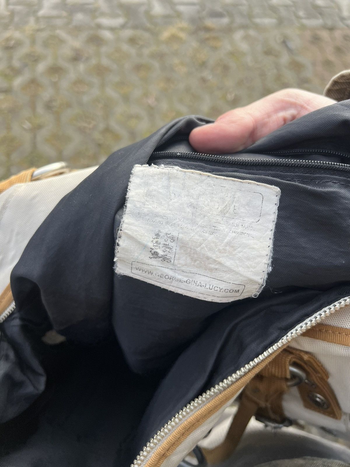 Vintage Vintage George Gina Lucy Y2k Japanese Bag Size ONE SIZE - 11 Thumbnail