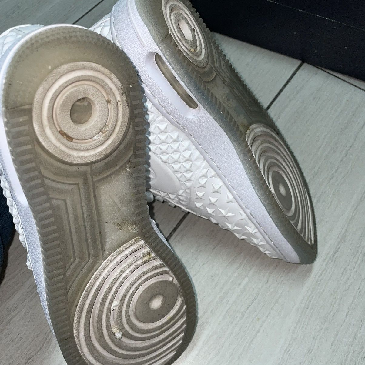 Nike Nike Air Force One Stars Size US 8 / EU 41 - 9 Thumbnail