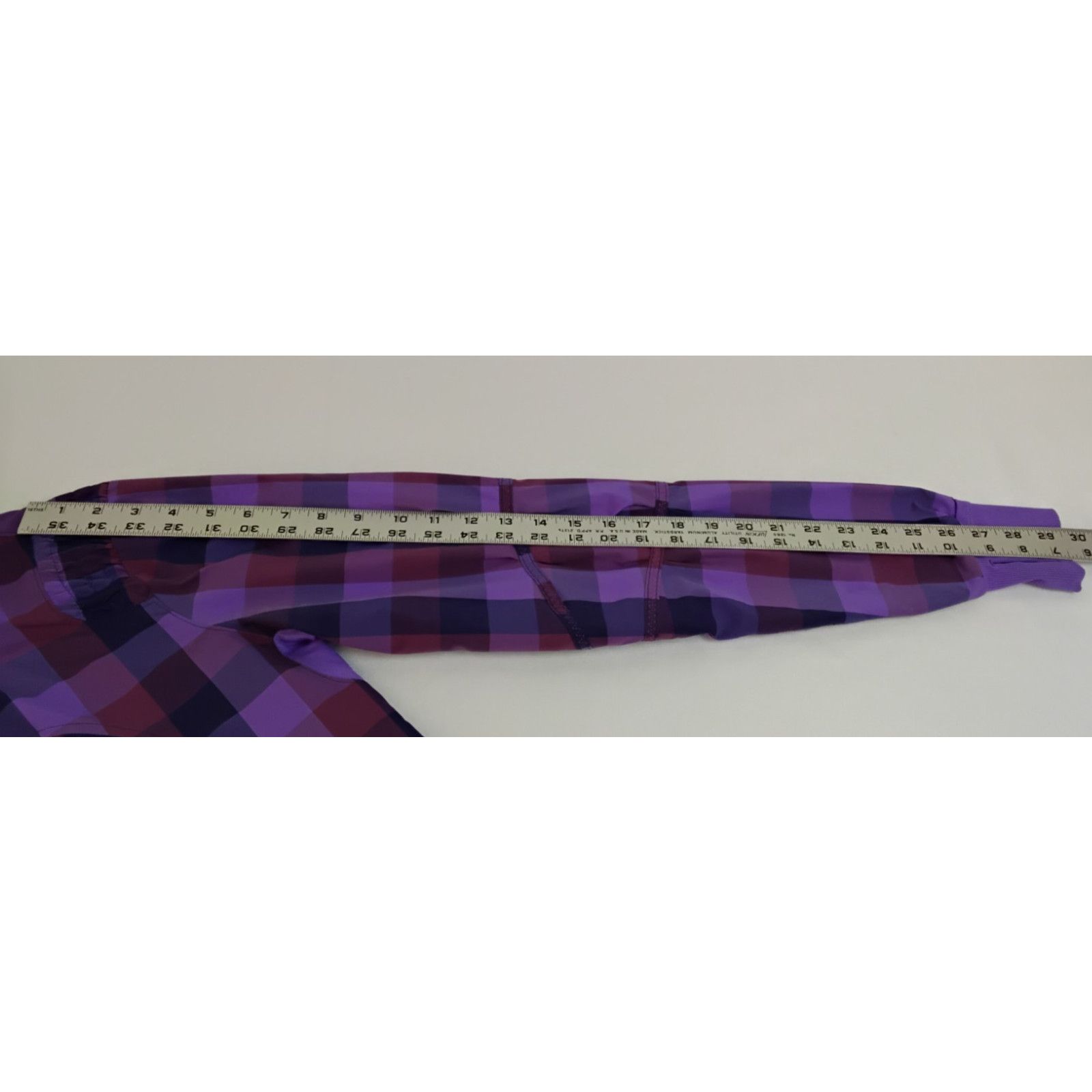 Lululemon Lululemon Light Weight Jacket Women's S Purple/Pink Plaid Size S / US 4 / IT 40 - 18 Thumbnail