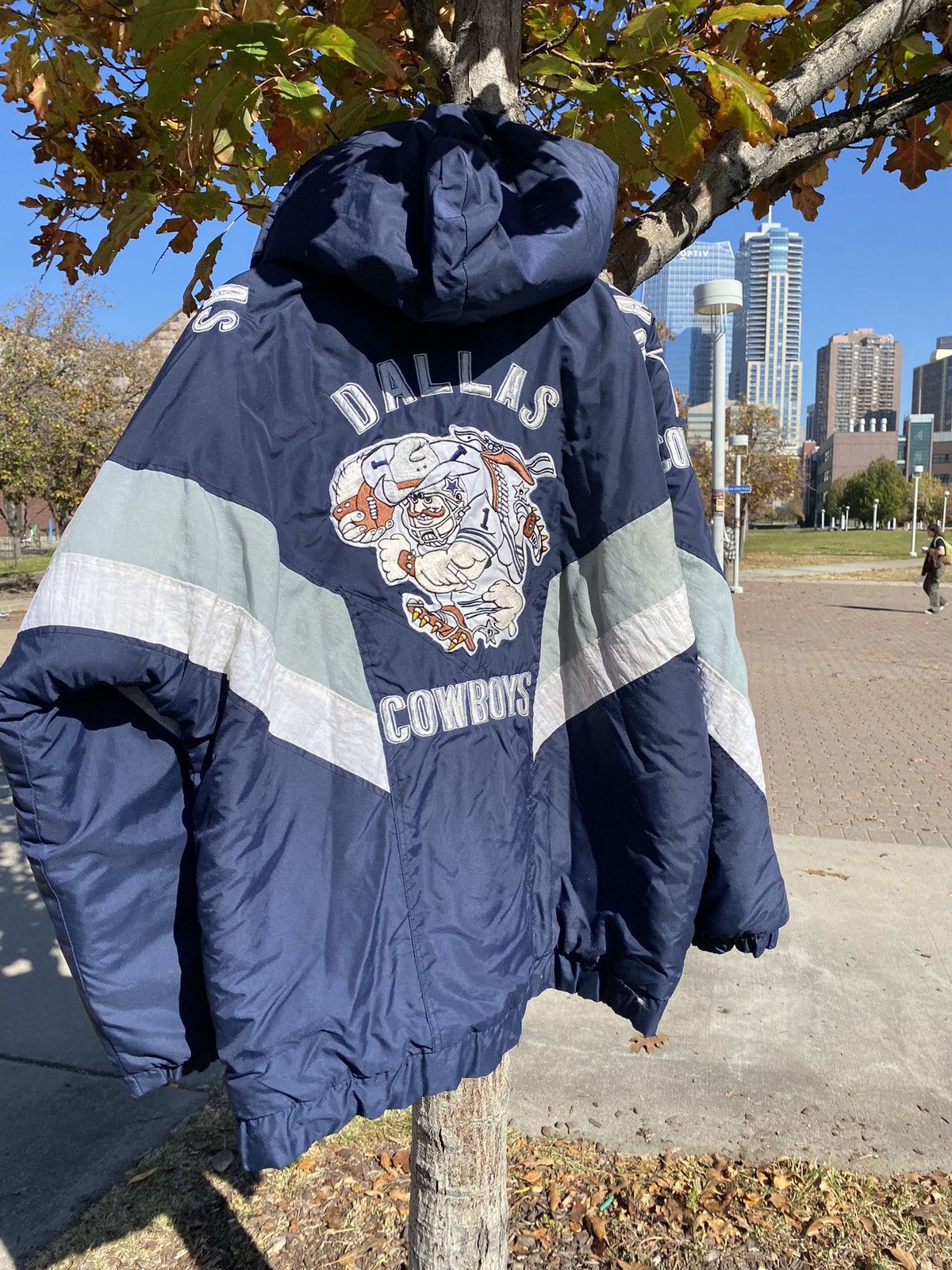 image of Starter Dallas Cowboys Jacket in Navy, Men's (Size XL)