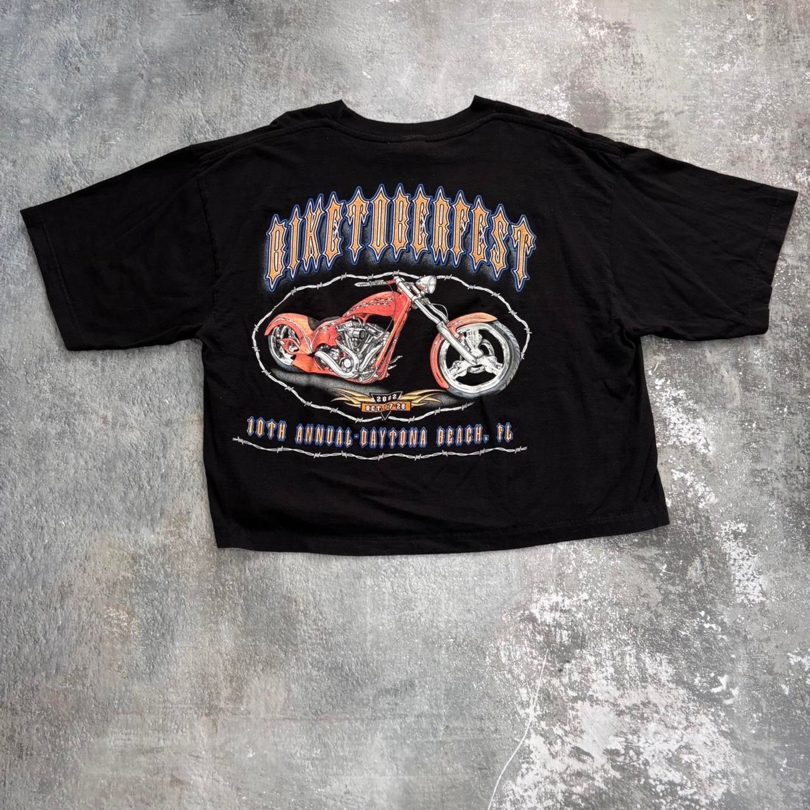 Vintage Vintage Biketober fest T Shirt! Daytona Beach 2002 Cropped. Size US L / EU 52-54 / 3 - 1 Thumbnail