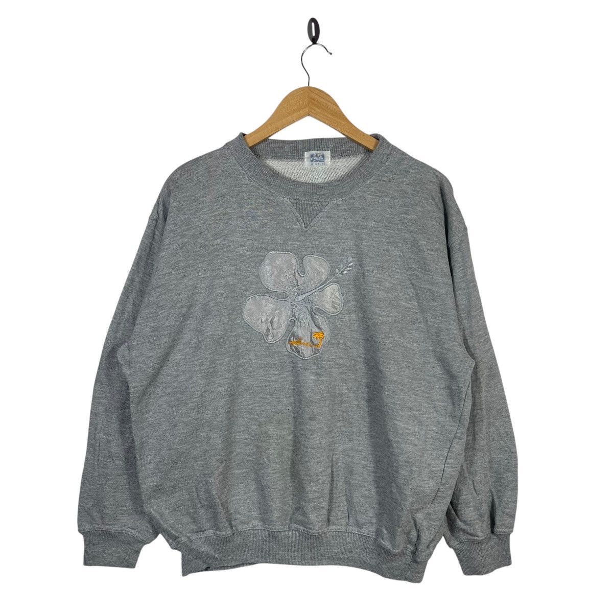 Vintage Vintage Aruba Embroidered Crewneck Sweatshirt Grey Island Size US L / EU 52-54 / 3 - 1 Thumbnail