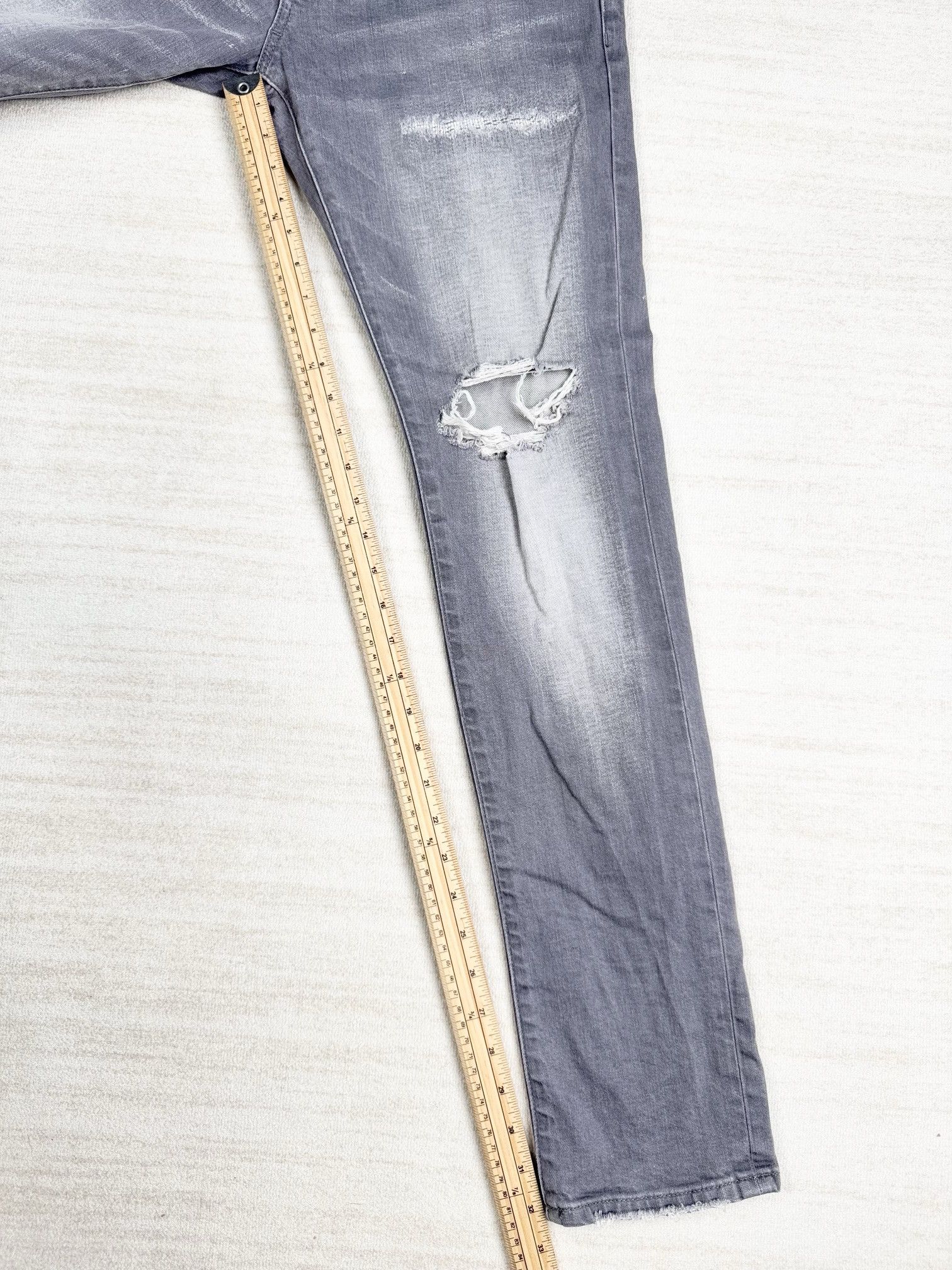 Purple Brand destressed jean Size US 32 / EU 48 - 14 Thumbnail