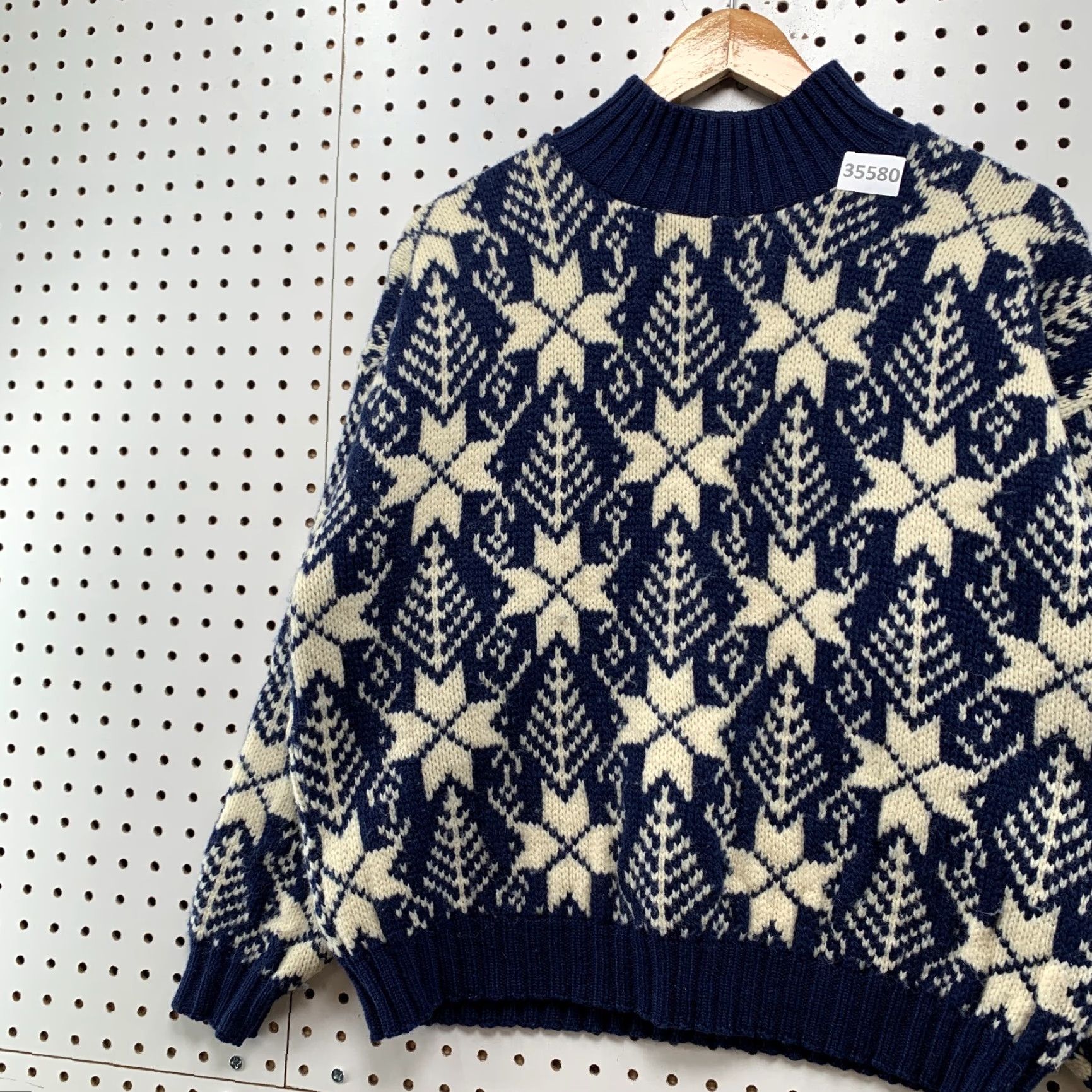 Vintage VINTAGE Lord & Jeff Knit Sweater Women L Blue Snowflake 22x23.5 Cardigan Crew Neck Long Sleeve Mens? Size L / US 10 / IT 46 - 3 Thumbnail