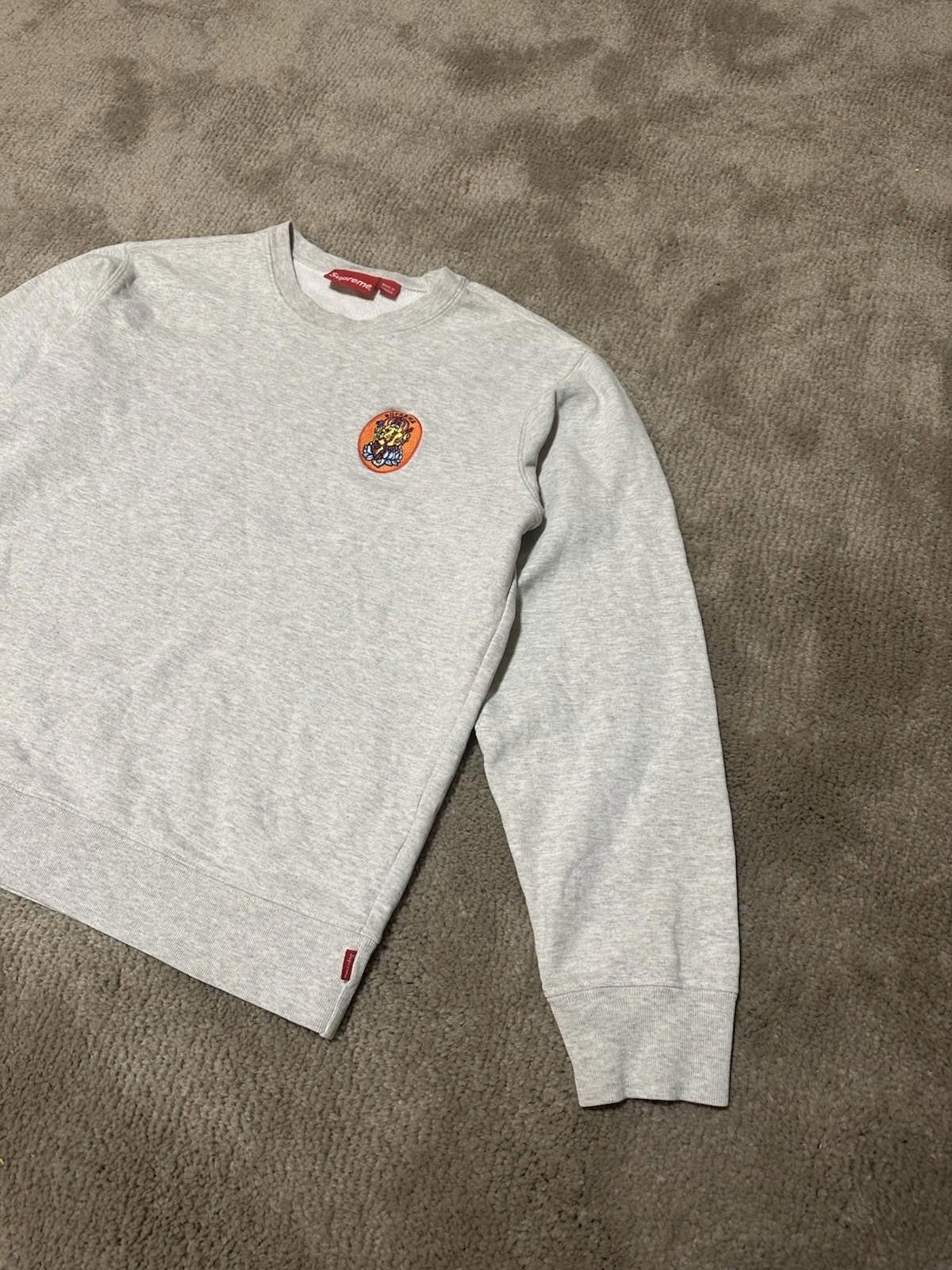 Supreme Supreme Ganesh Crewneck SS18 Ash Grey Sz M Size US M / EU 48-50 / 2 - 3 Thumbnail