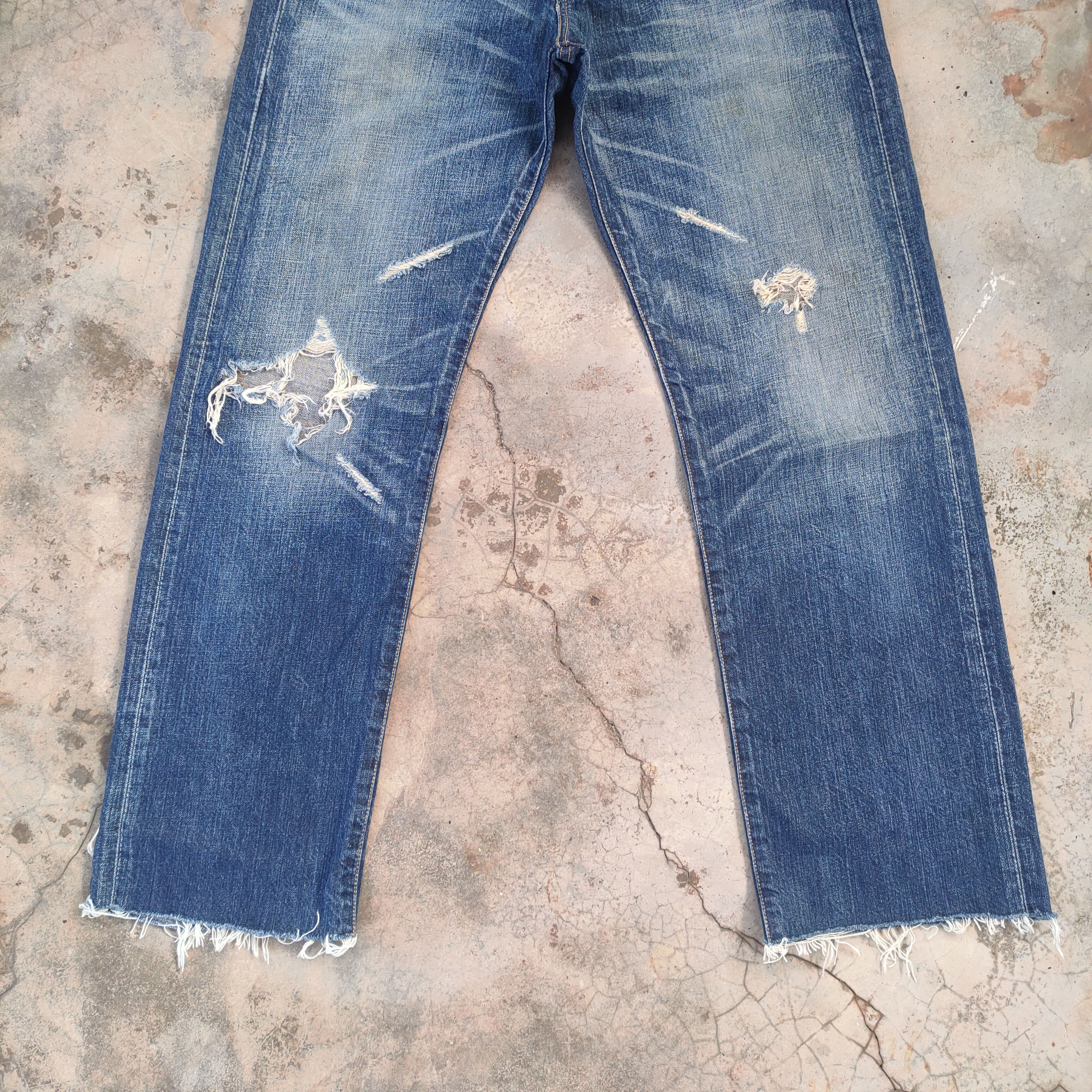 Levi's Vintage Clothing W30 VINTAGE LEVI'S 501 FADED DISTRESSED JEAN PANTS Size US 30 / EU 46 - 5 Thumbnail