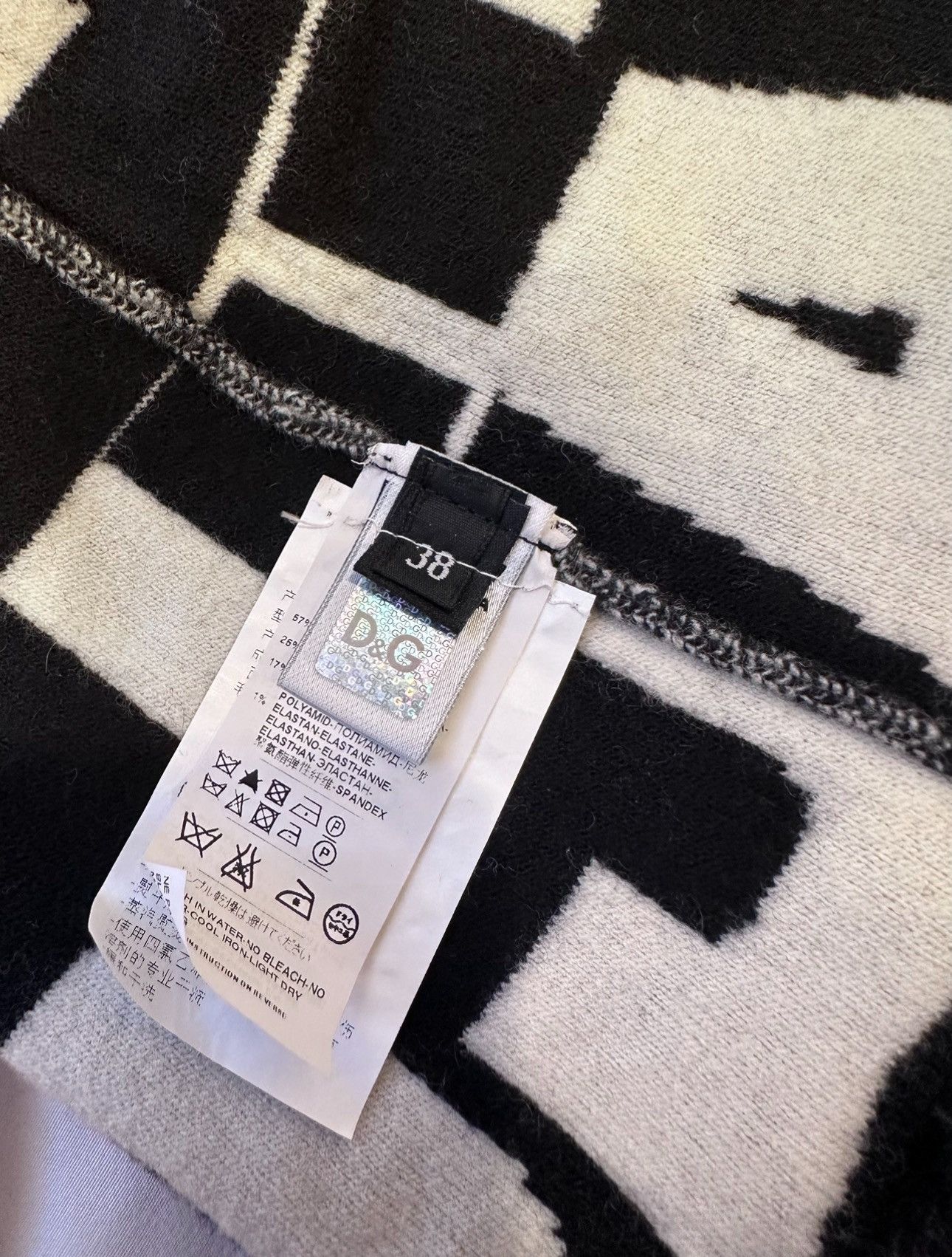 Dolce & Gabbana DOLCE & GABBANA RARE RUNWAY WOOL SKIRT Size 38" / US 16 / IT 52 - 6 Thumbnail