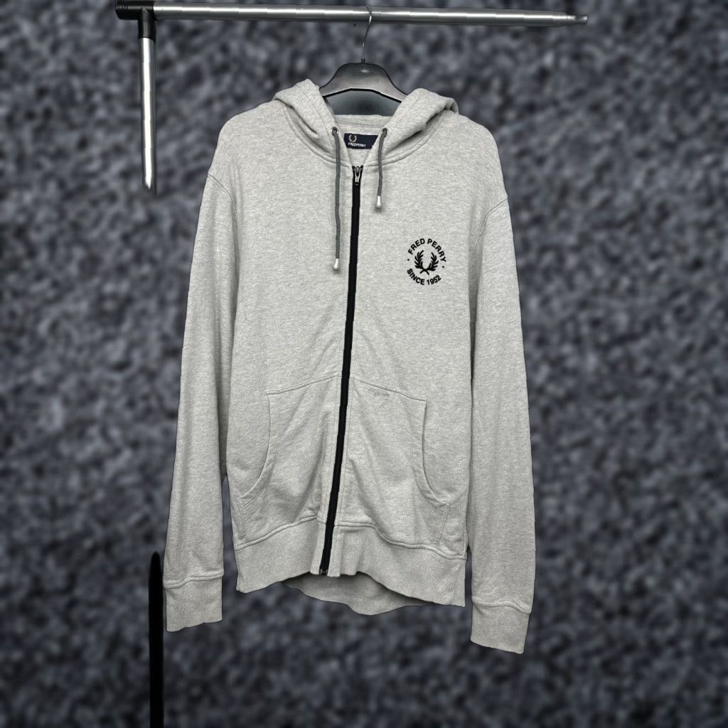 Fred Perry Fred Perry Logo Hoodie Main Selling Point Category: Hoodie Size US XL / EU 56 / 4 - 1 Thumbnail