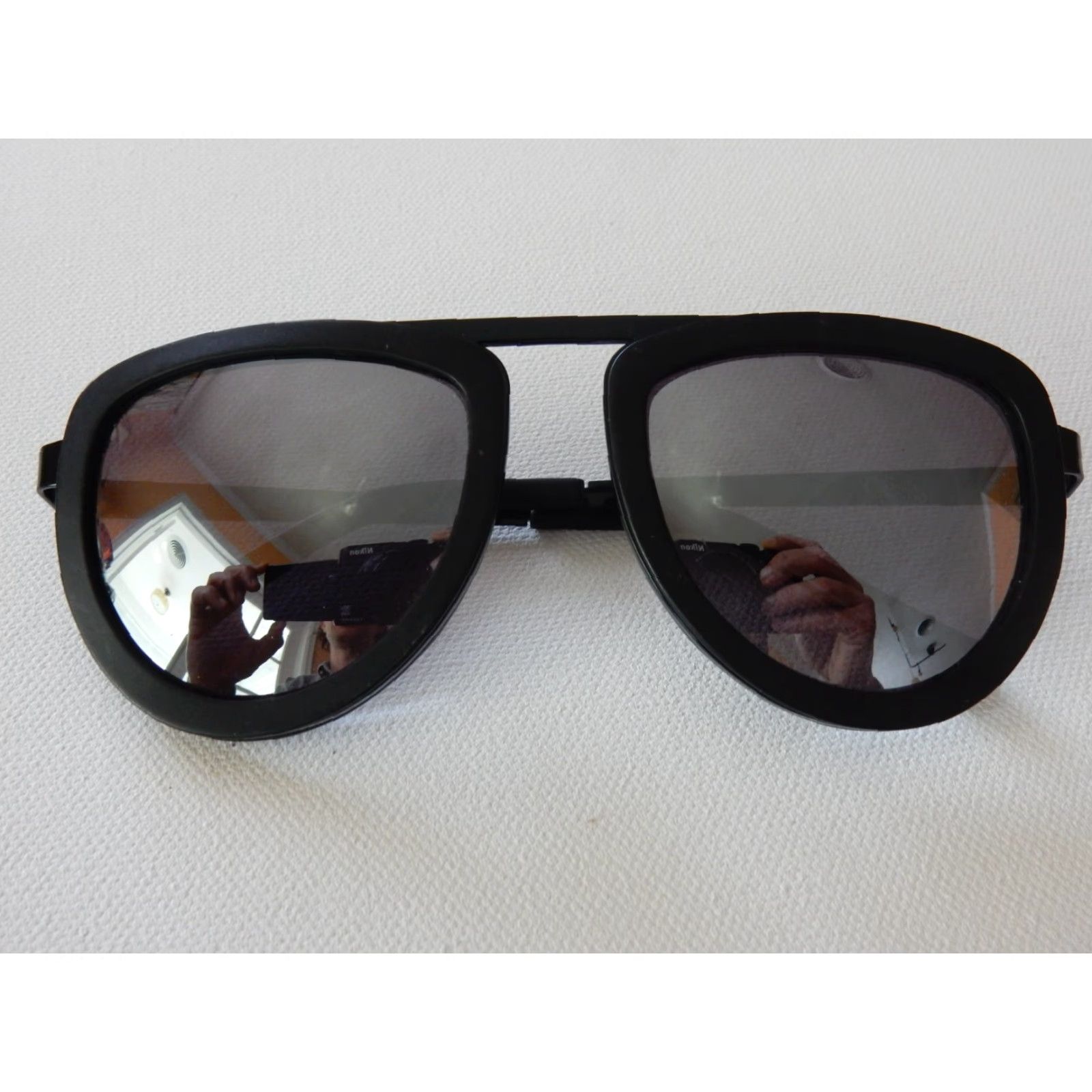 Vintage VINTAGE Kendall + Kylie Sunglasses Women Black Small Frame 53mm 20-135mm UV Protective Size ONE SIZE - 4 Thumbnail