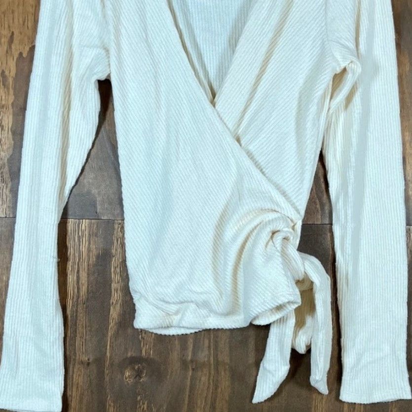 Express Express Sweater Women Cream Deep V Wrap Tie Waist Long Sleeve Knit Stretch L Size L / US 10 / IT 46 - 3 Thumbnail