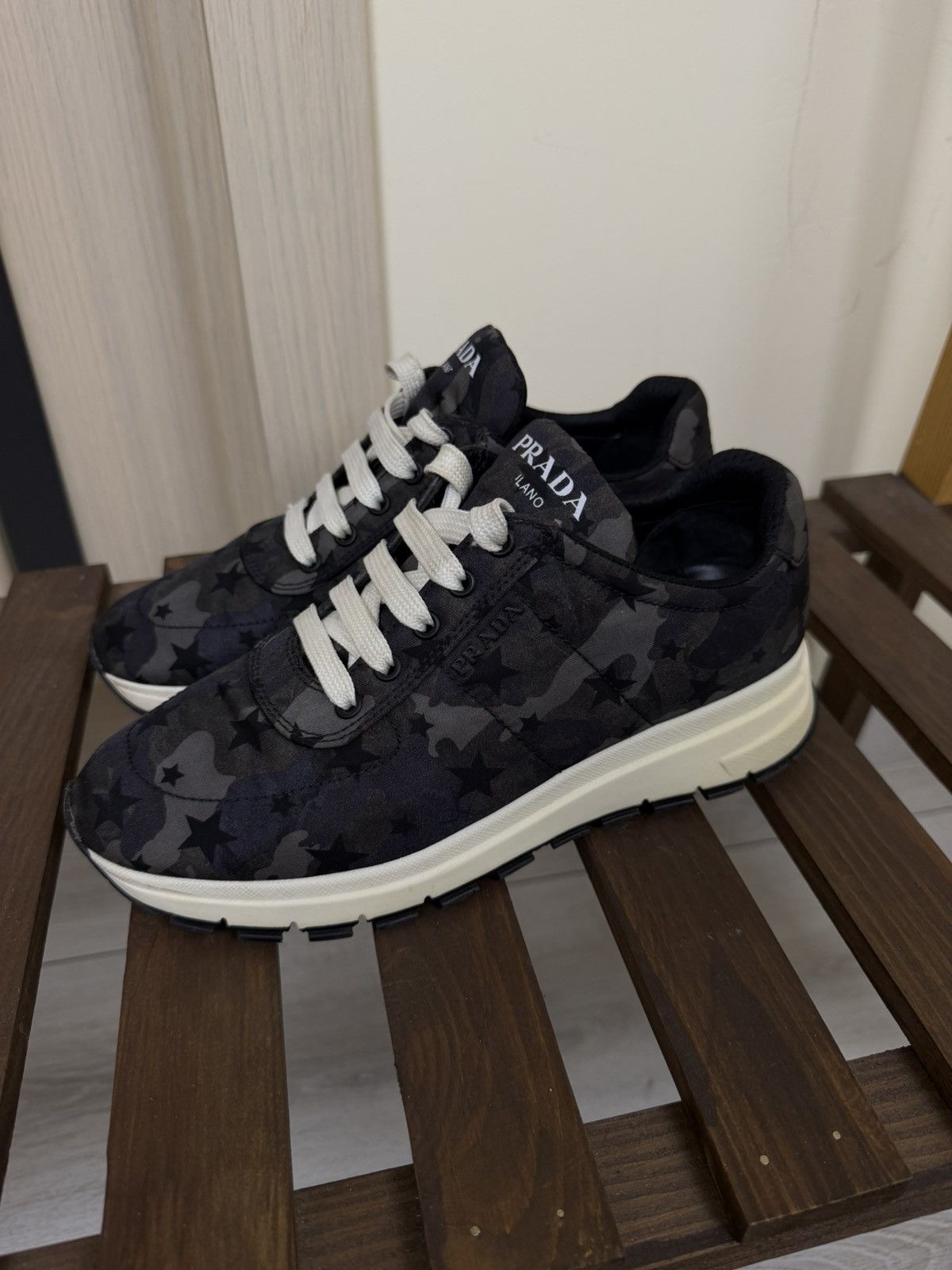 Prada Prada Nylon Camouflage Star Print Low-Top Sneakers shoes Size US 9 / IT 39 - 4 Thumbnail