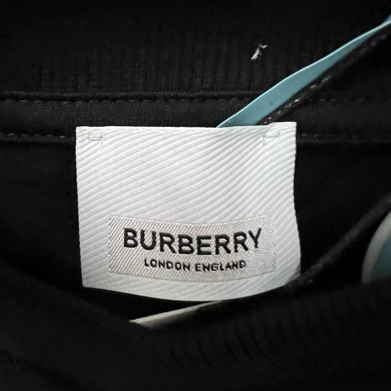 Burberry burberry black logo embroidered short sleeve shirt Size US S / EU 44-46 / 1 - 6 Thumbnail