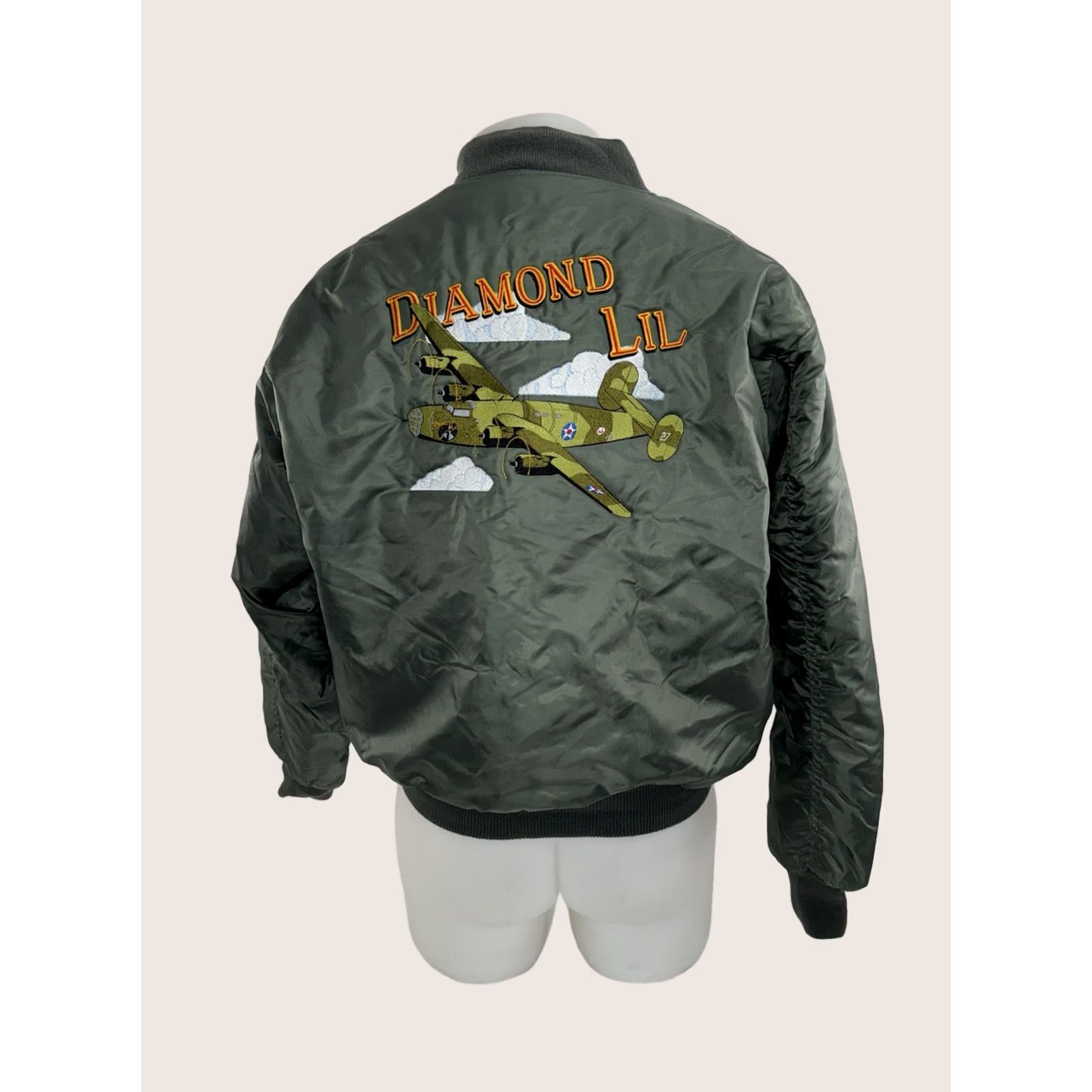 Rothco Diamond Lil ROTHCO Commemorative WWII Air Force Flyers Bomber S Jacket - Regular Green Size US S / EU 44-46 / 1 - 1 Thumbnail