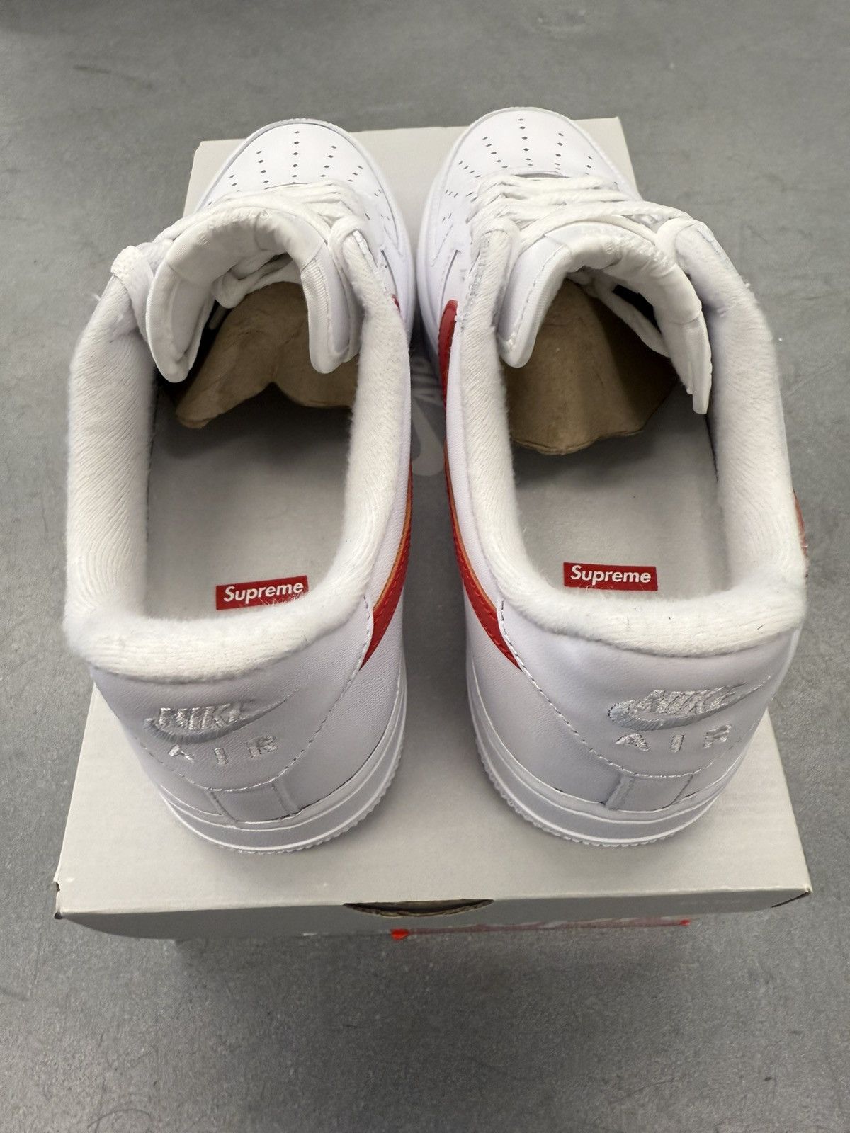 Nike × Supreme 2024 Nike Air Force 1 Low Supreme Shanghai Size US 8 / EU 41 - 5 Thumbnail