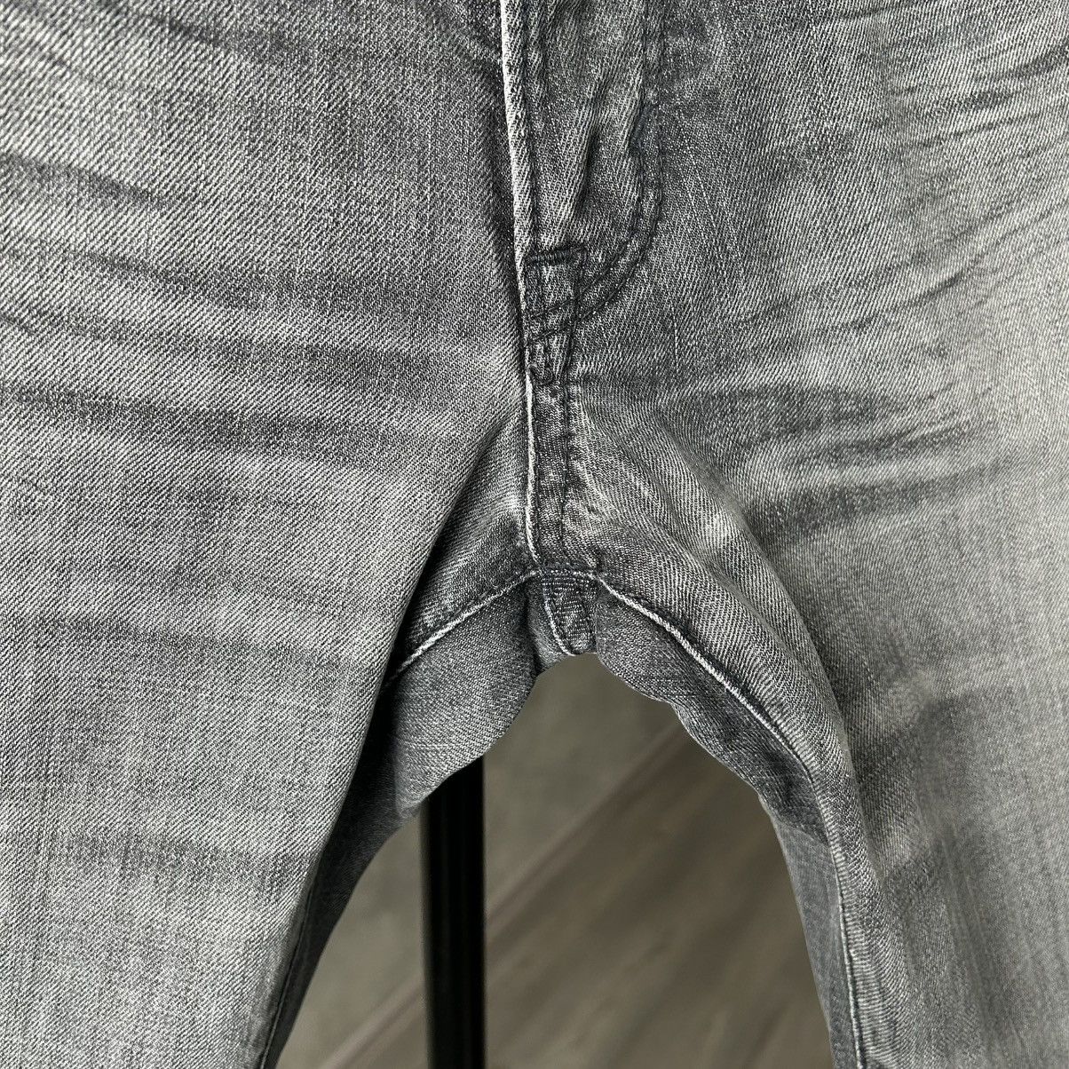 Edwin Vintage Edwin Blue Trip Washed Distressed Jeans Size US 30 / EU 46 - 9 Thumbnail