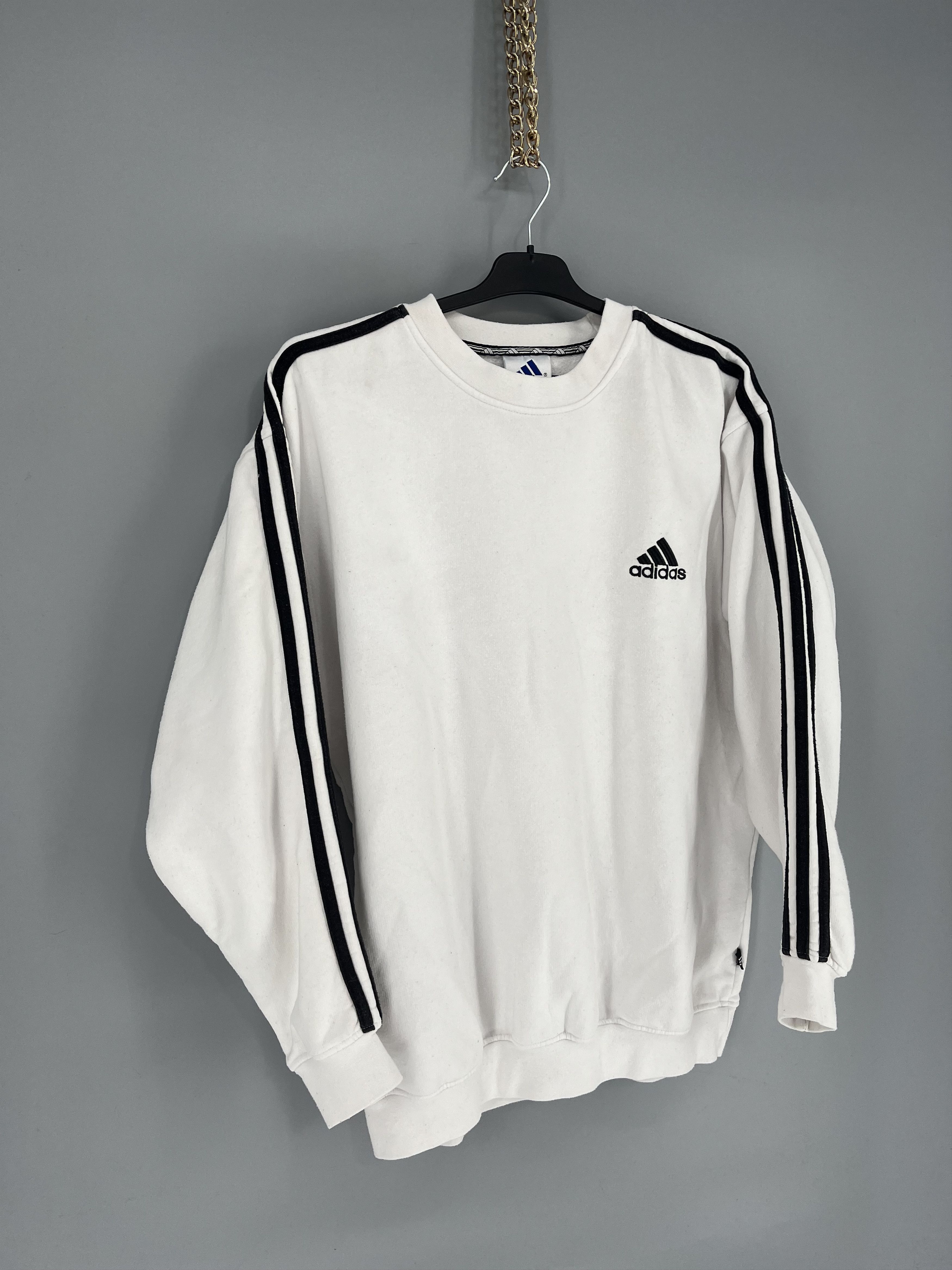 Adidas Vintage Adidas White Embroidery Logos Sweatshirt Crazy Style Size US XL / EU 56 / 4 - 2 Thumbnail