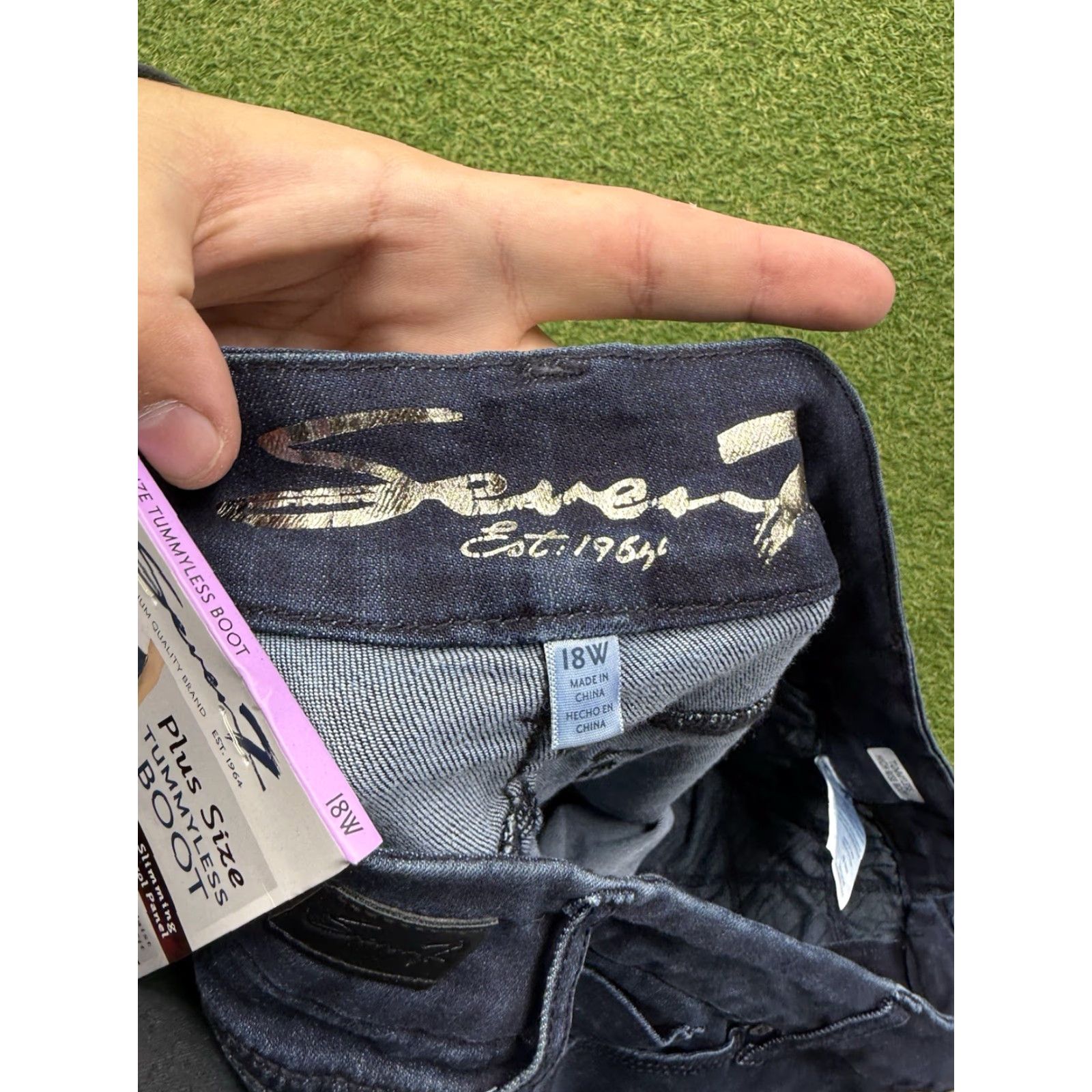 Vintage VINTAGE Seven7 Jeans Womens High Rise Slim Boot Cut 18W Plus 31" Blue Dark Wash 90s Logo Womens Size 36" / US 14 / IT 50 - 3 Thumbnail
