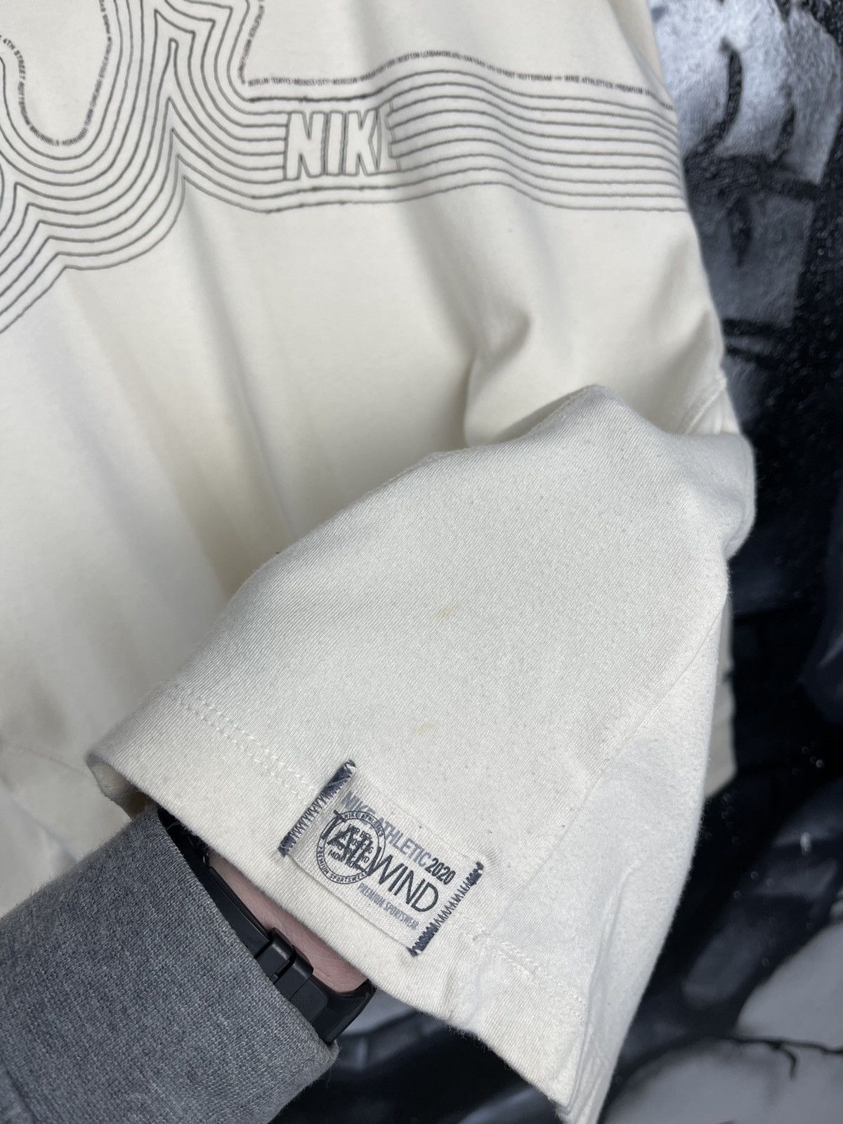 Japanese Brand Nike Y2K Athletic Tailwind Long Sleeve T-Shirt Size Large Size US L / EU 52-54 / 3 - 5 Thumbnail
